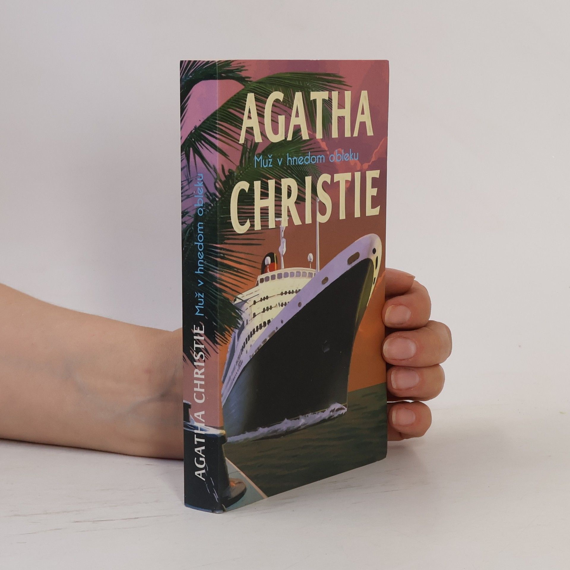 Agatha Christie Muž v hnedom obleku