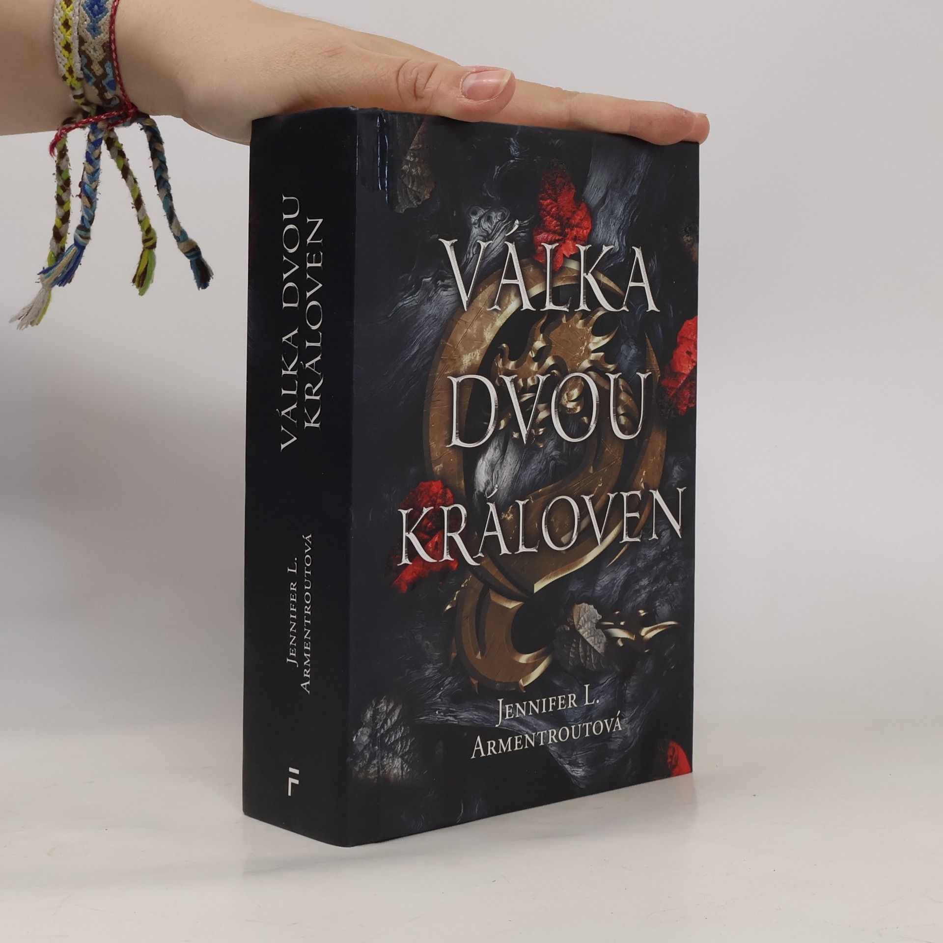 Jennifer L. Armentrout Válka dvou královen
