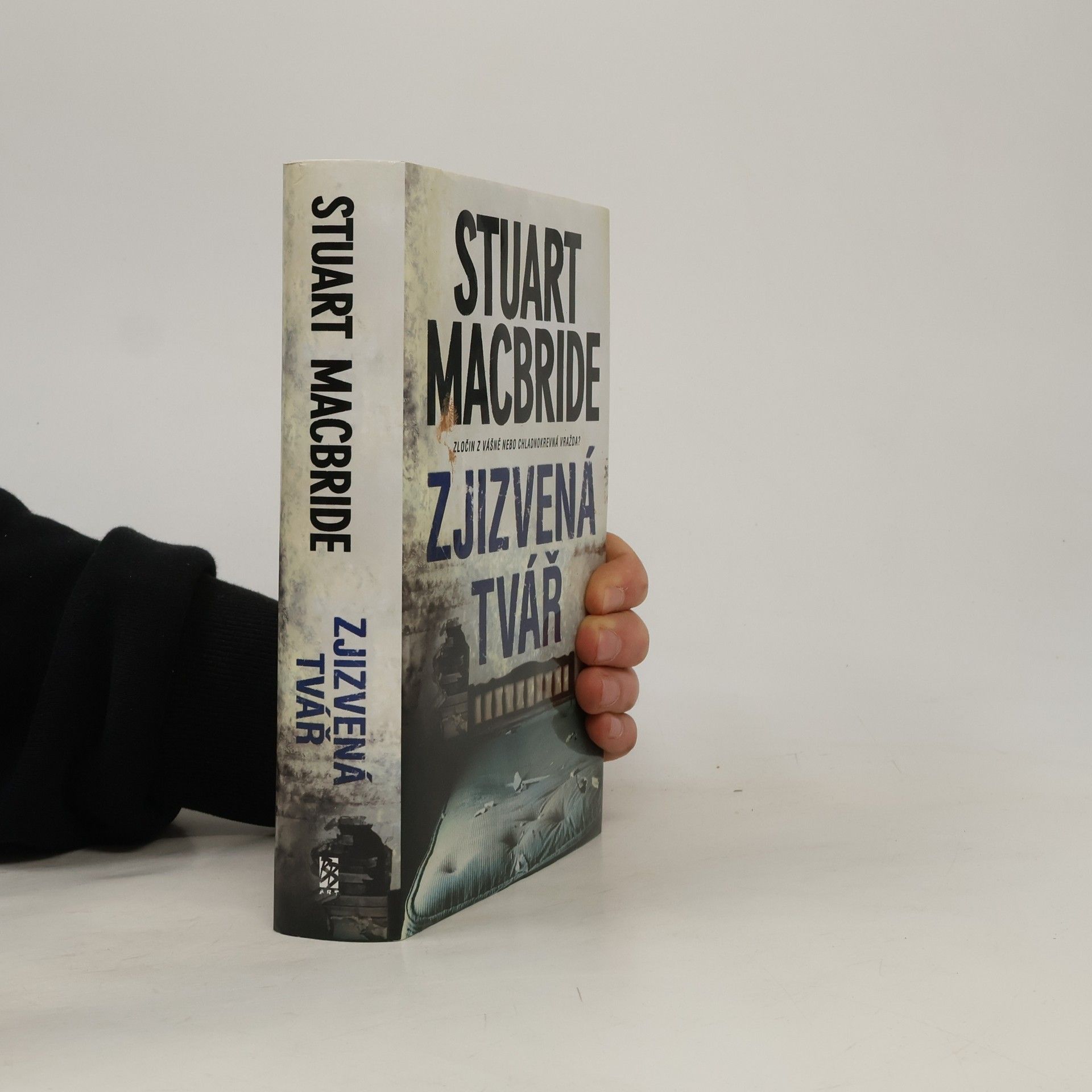 Stuart MacBride Zjizvená tvář