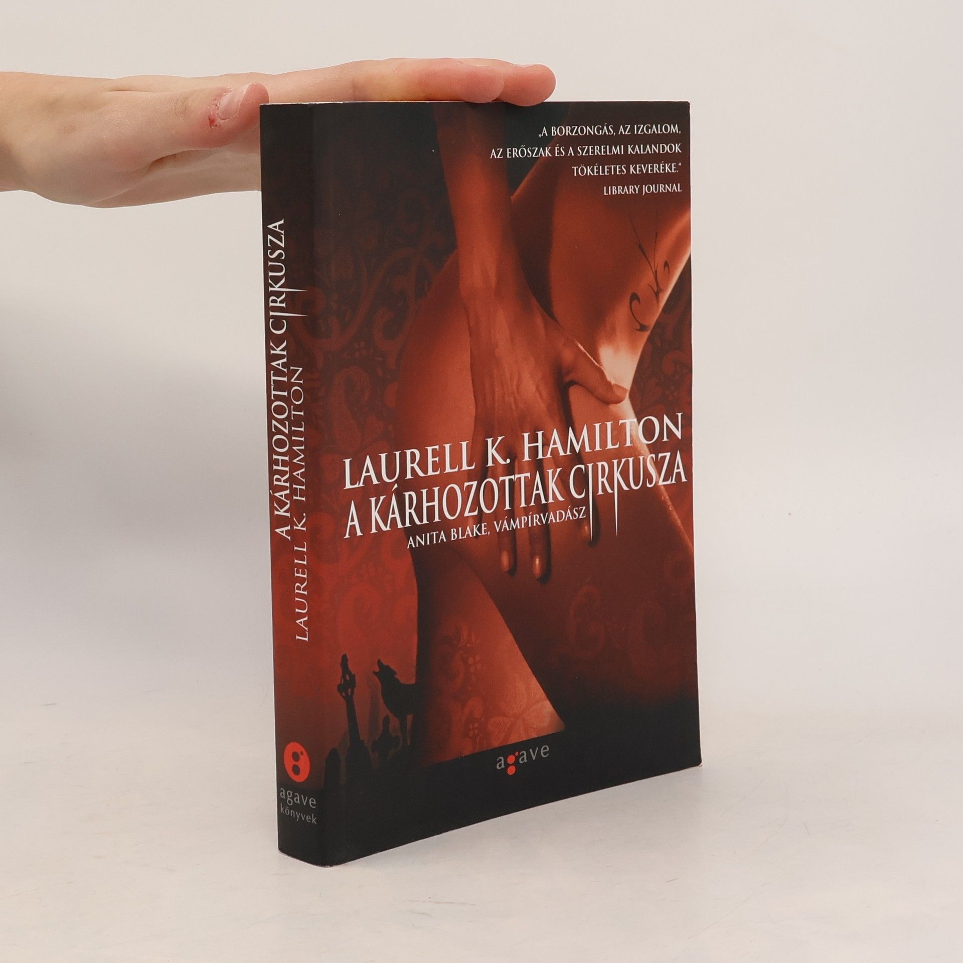 Laurell Kaye Hamilton A ​kárhozottak cirkusza