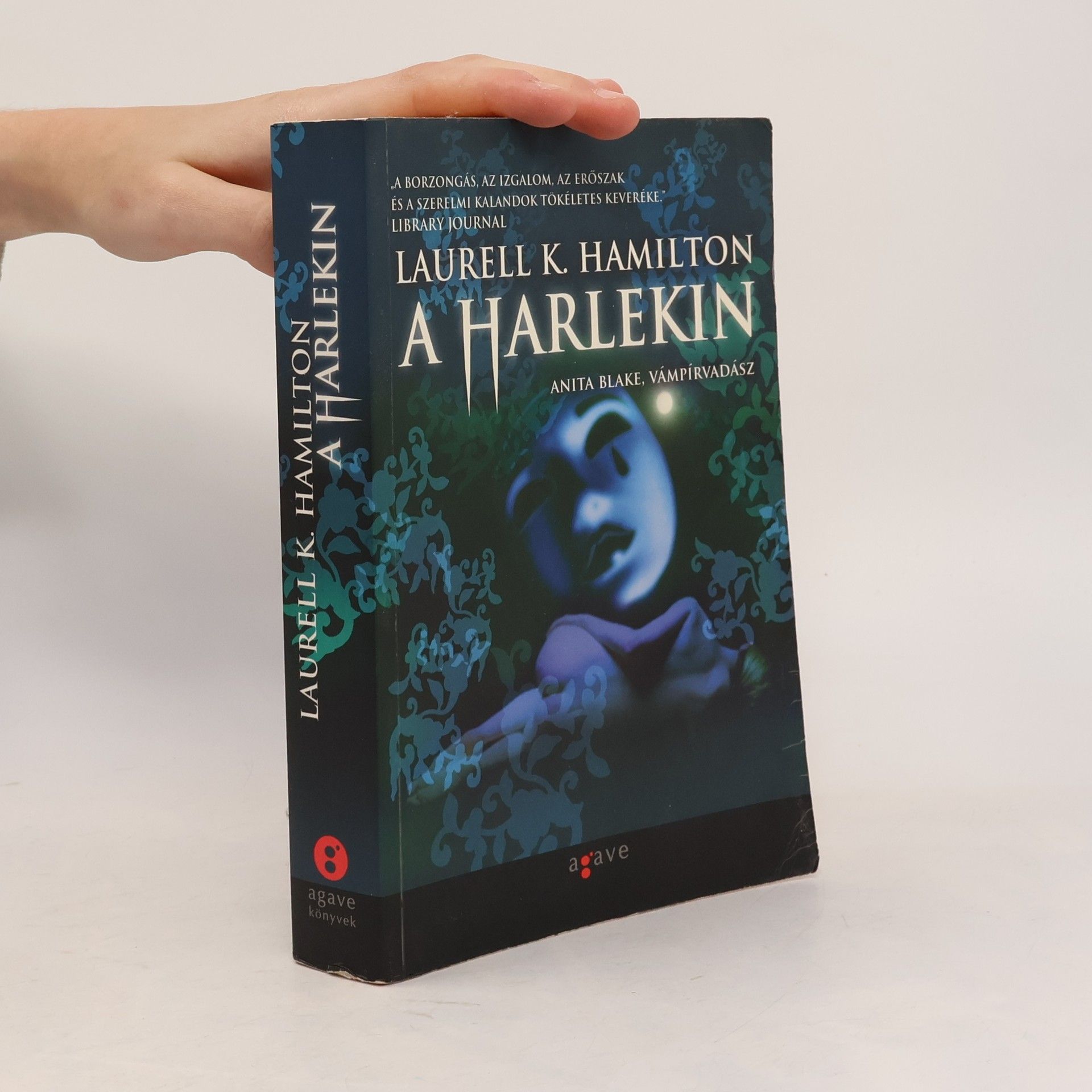 Krisztina Török Anita Blake, vámpírvadász: A Harlekin