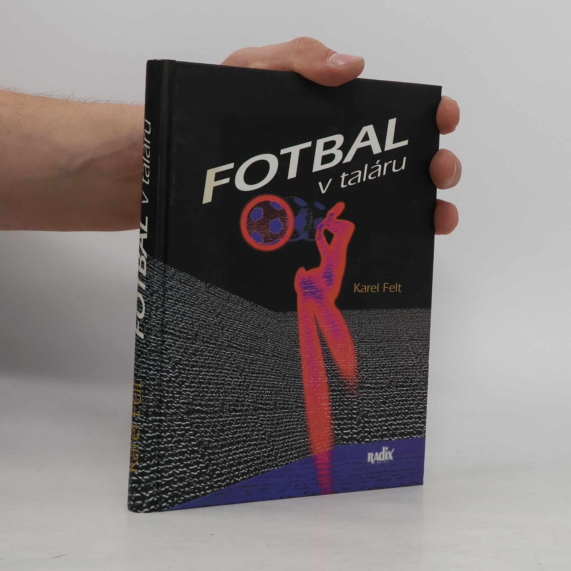 Fotbal v taláru