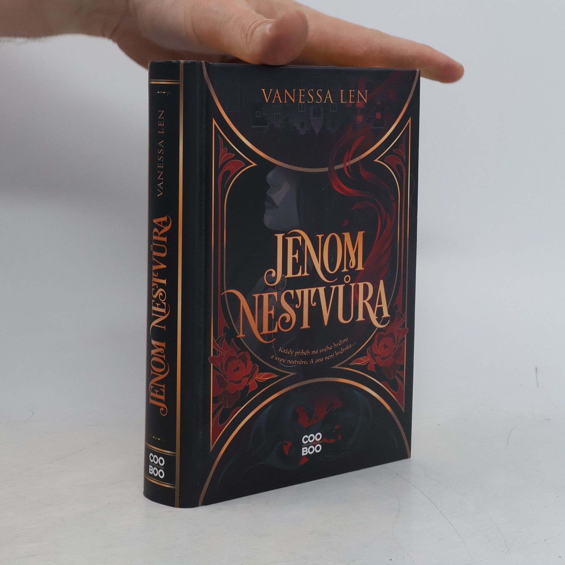 Vanessa Len Jenom nestvůra