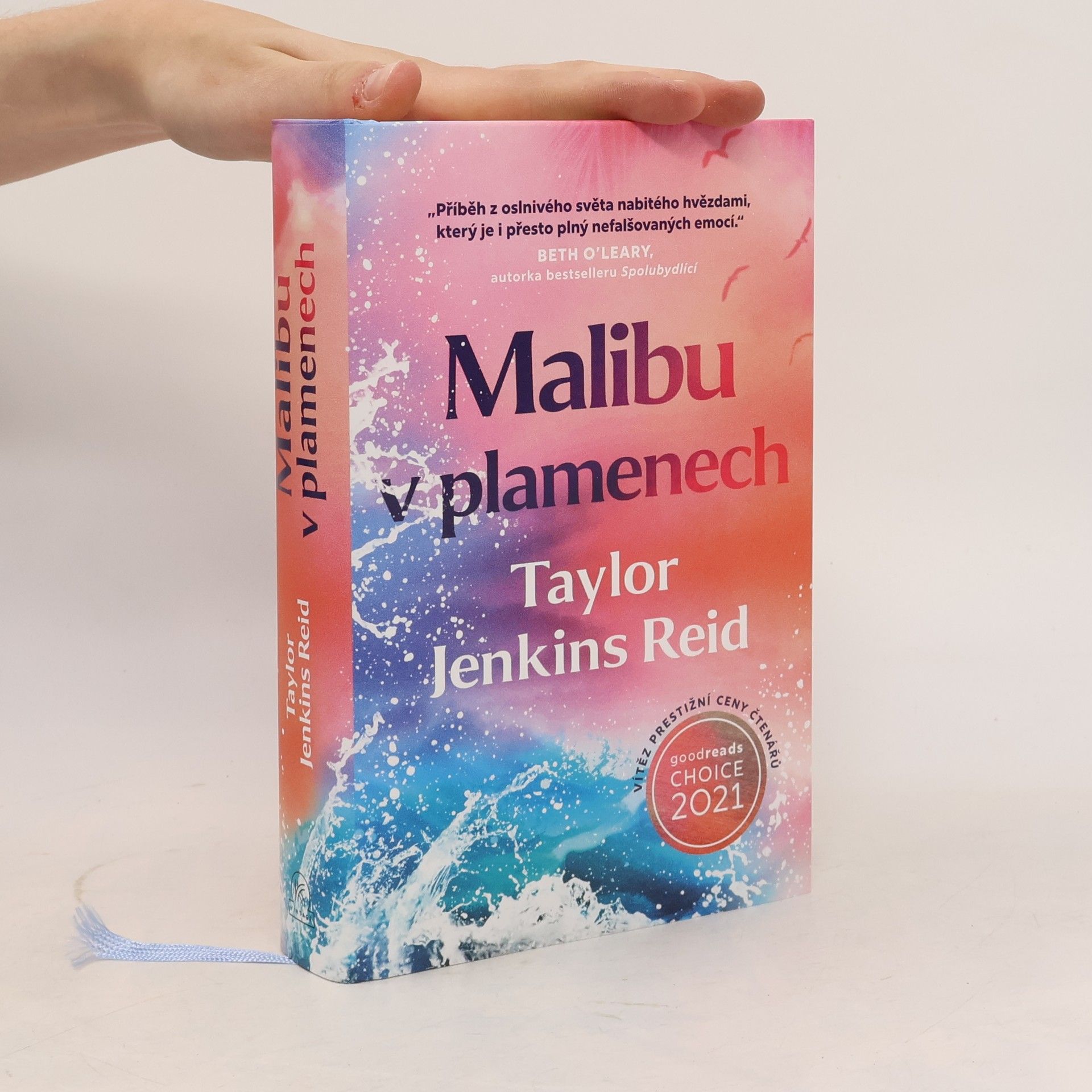 Taylor Jenkins Reid Malibu v plamenech