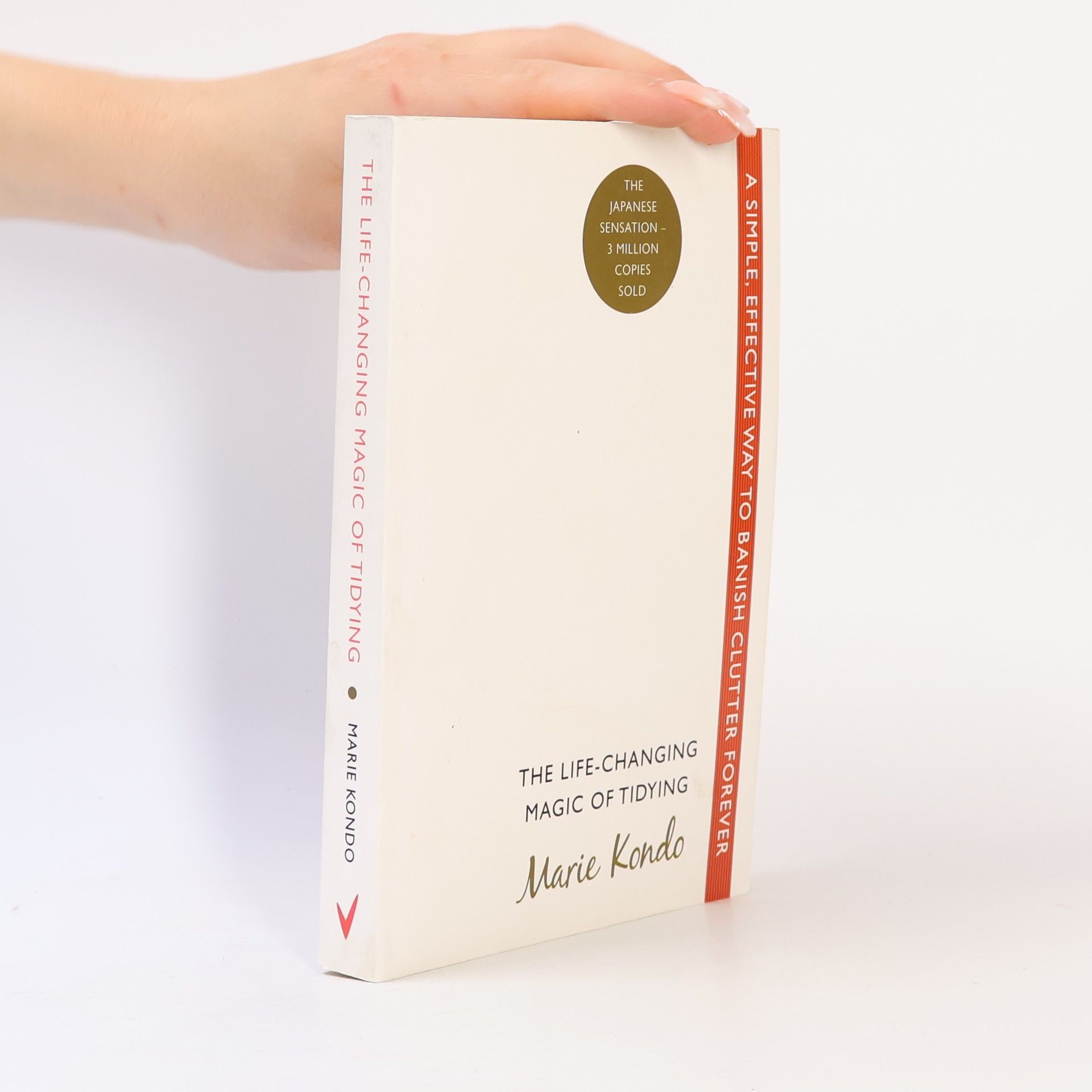 Marie Kondo The Life-changing Magic of Tidying