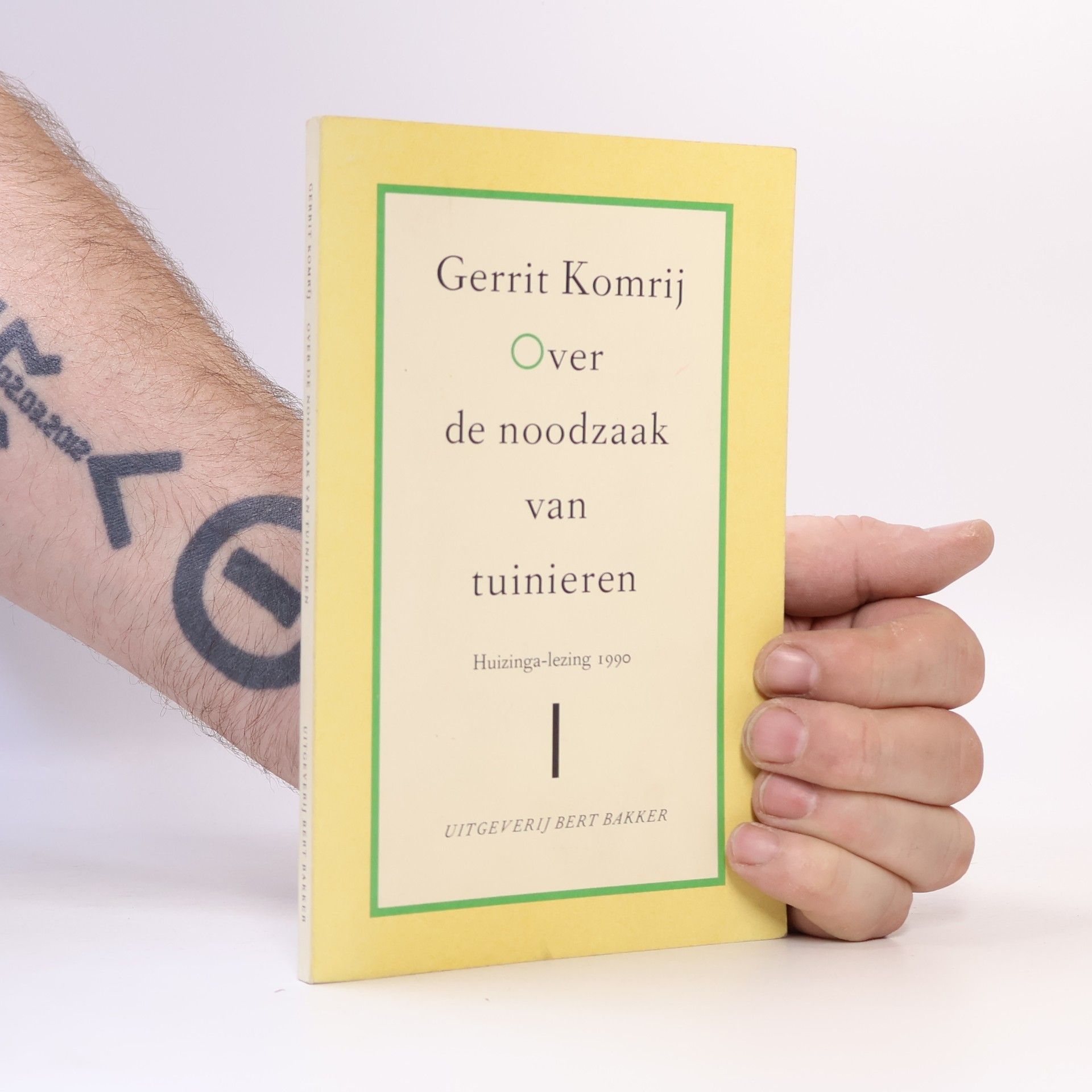 Gerrit Komrij Over de noodzaak van tuinieren (Huizinga-lezing)