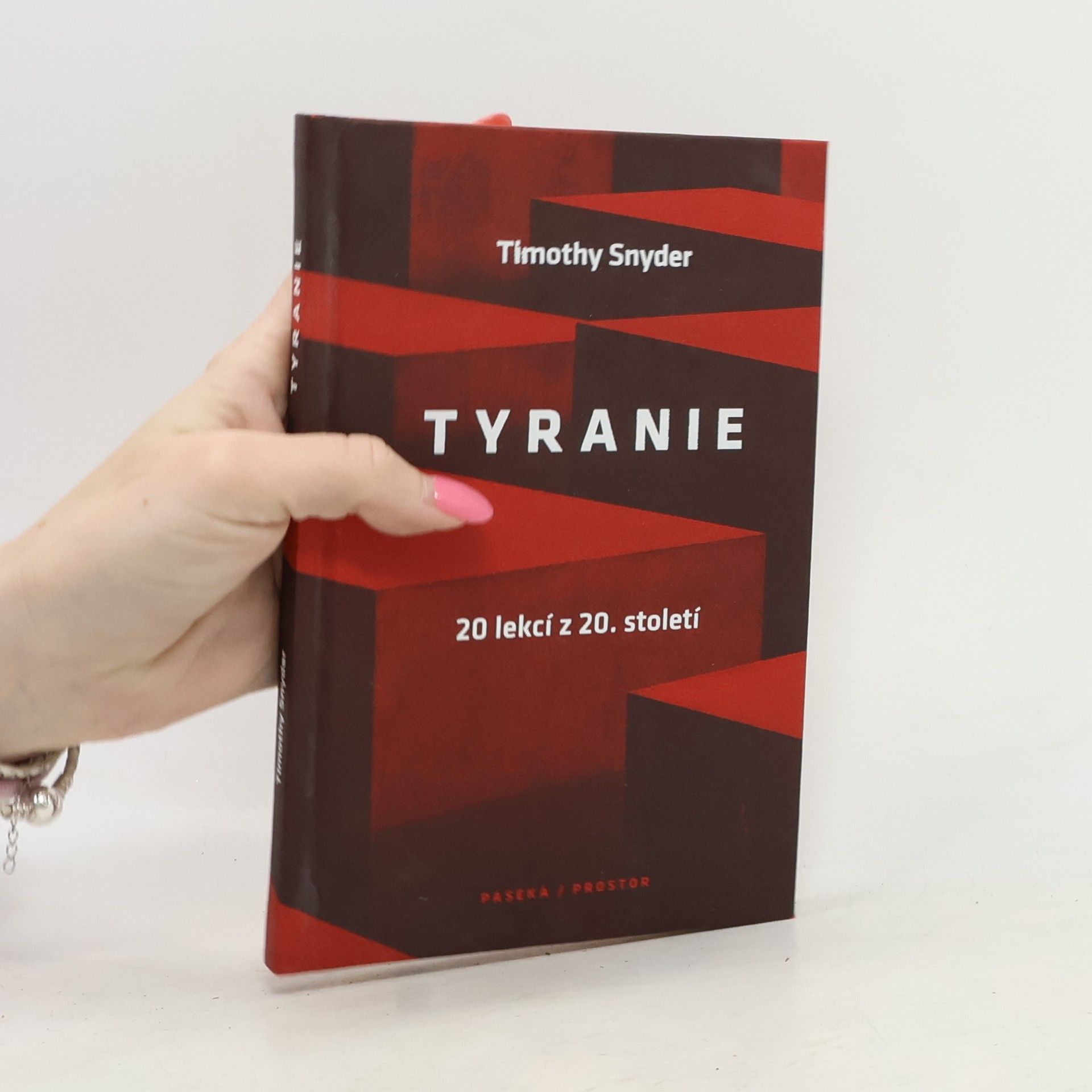 Tyranie