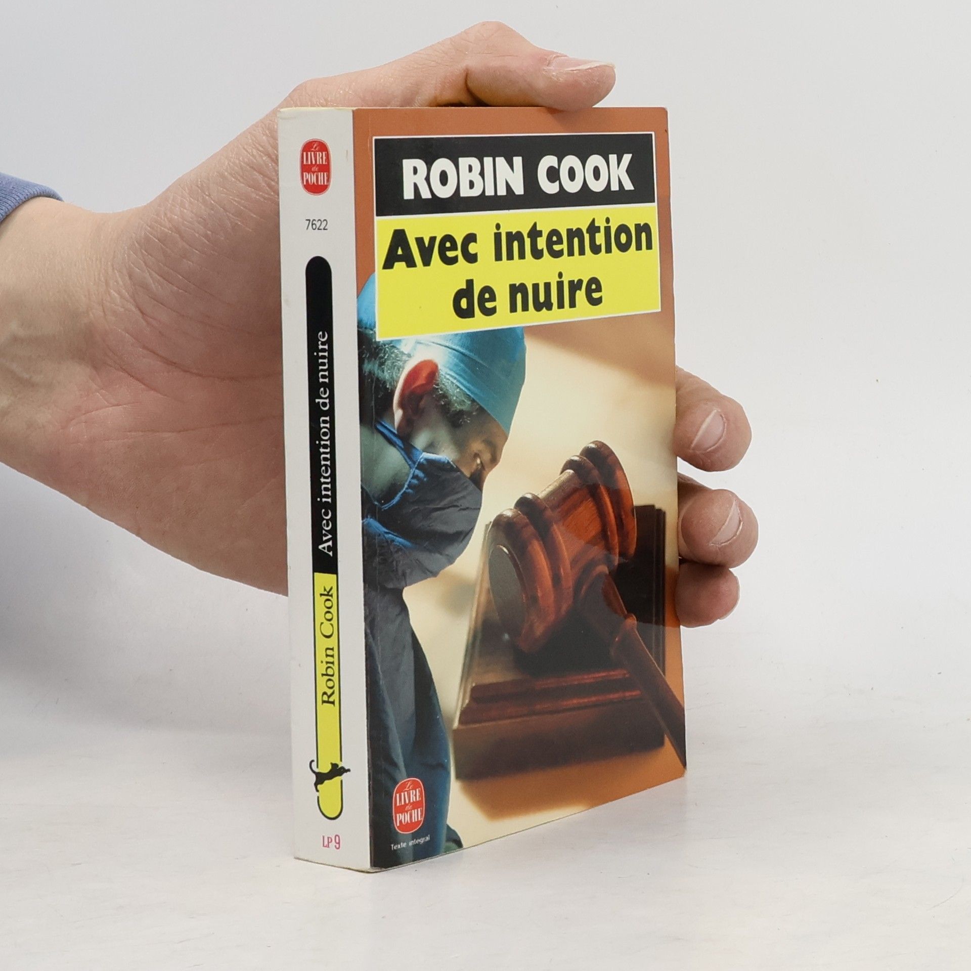 Robin Cook Avec intention de nuire