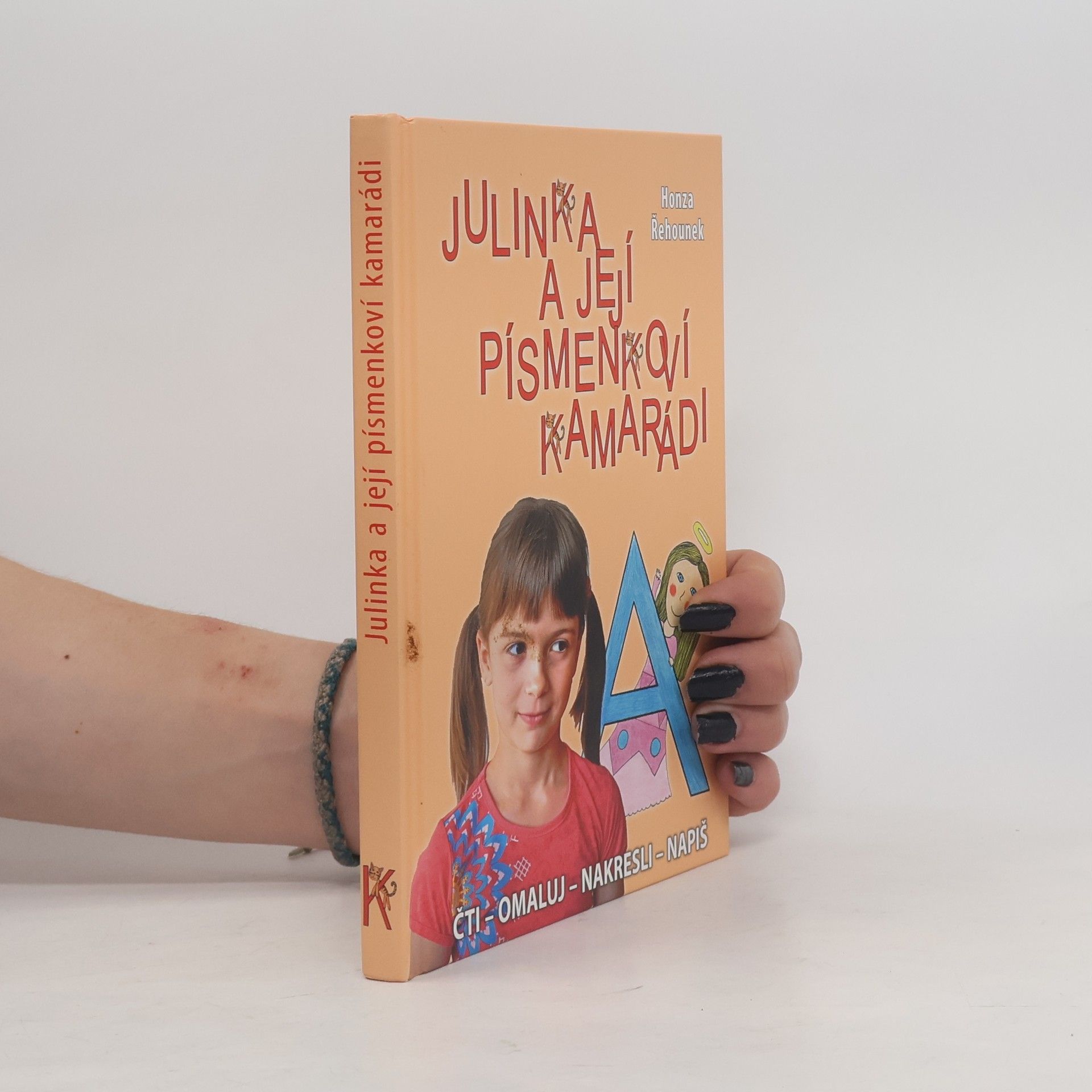Julinka a její písmenkoví kamarádi