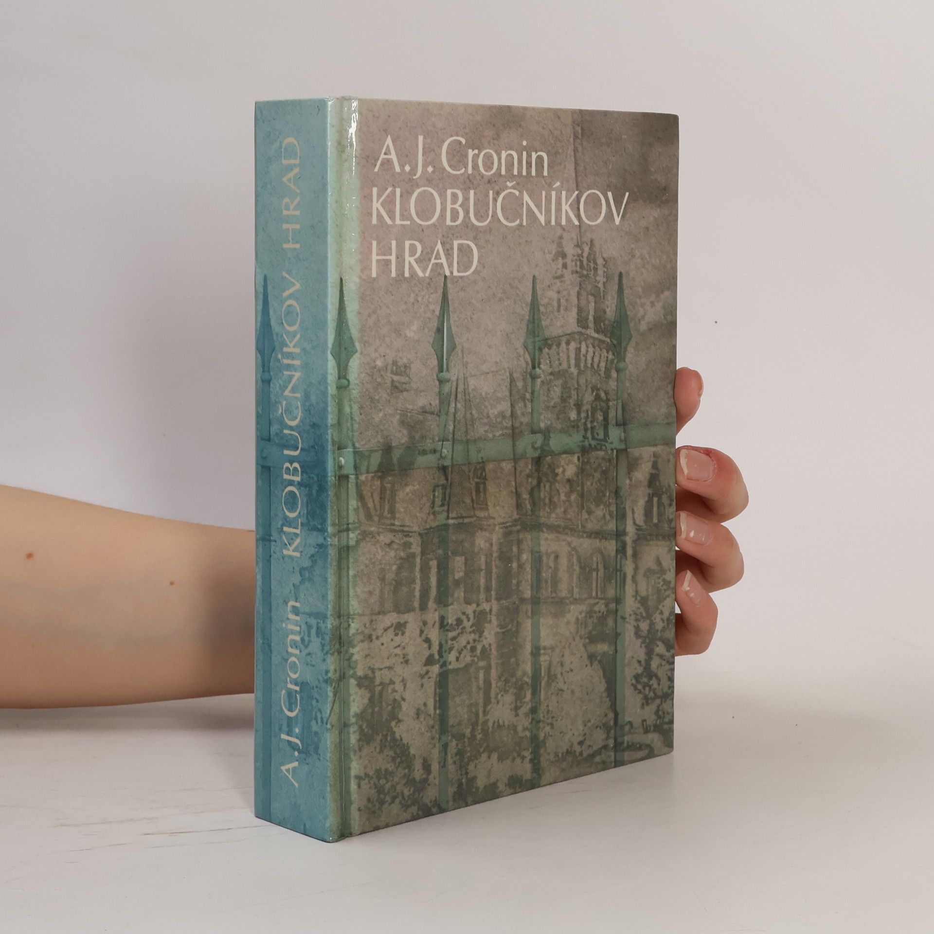 A. J. Cronin Klobučníkov hrad