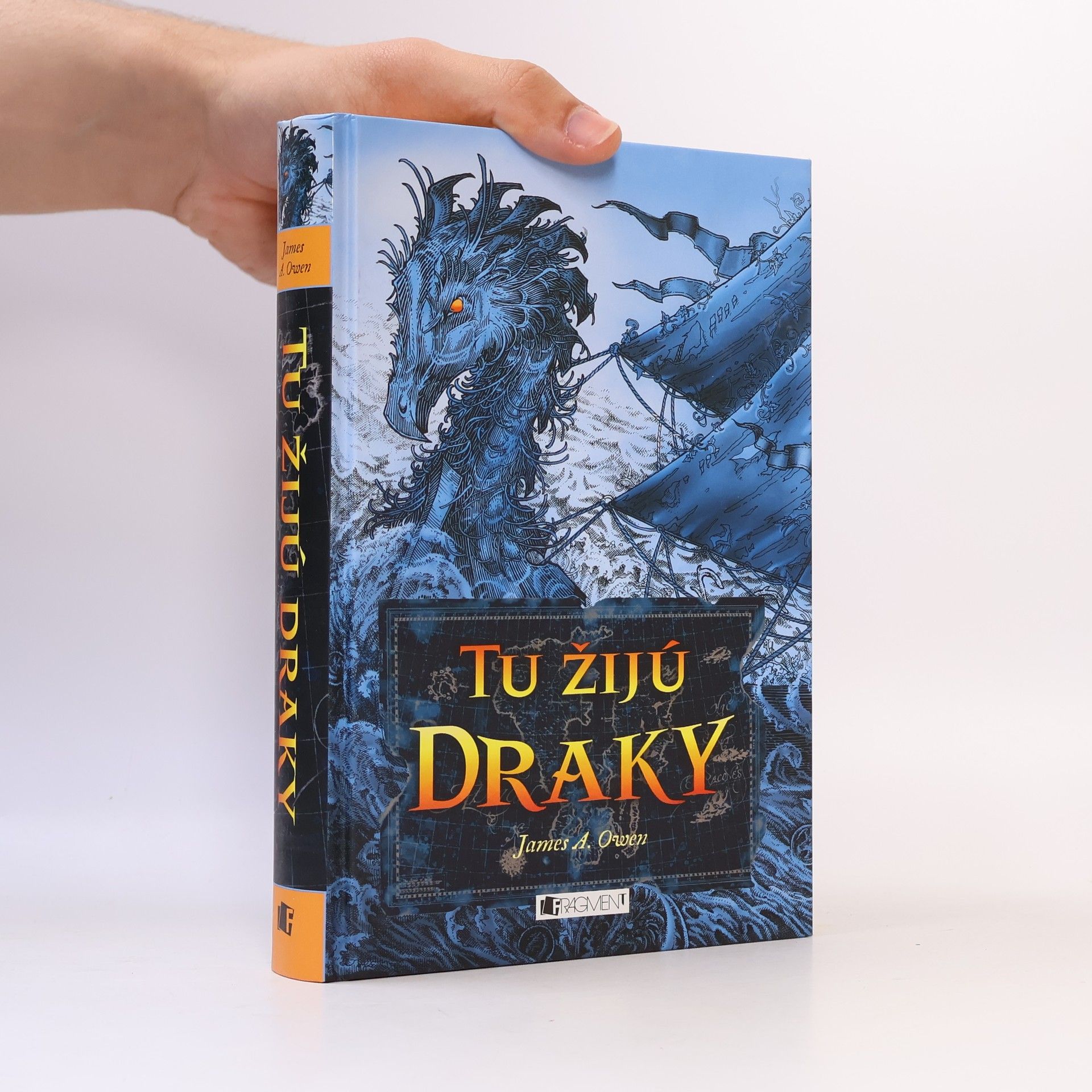 James A. Owen Tu žijú draky