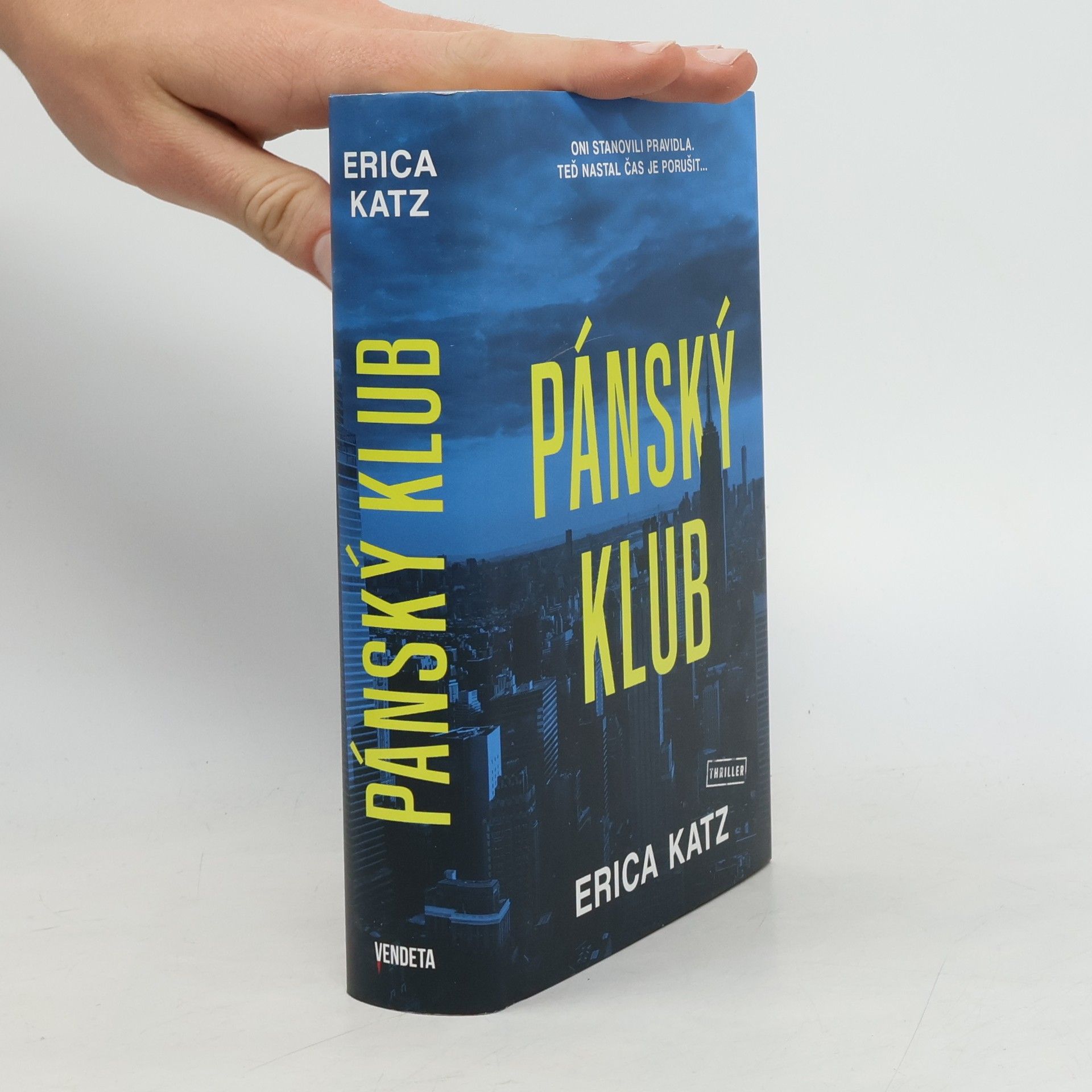 Erica Katz Pánský klub
