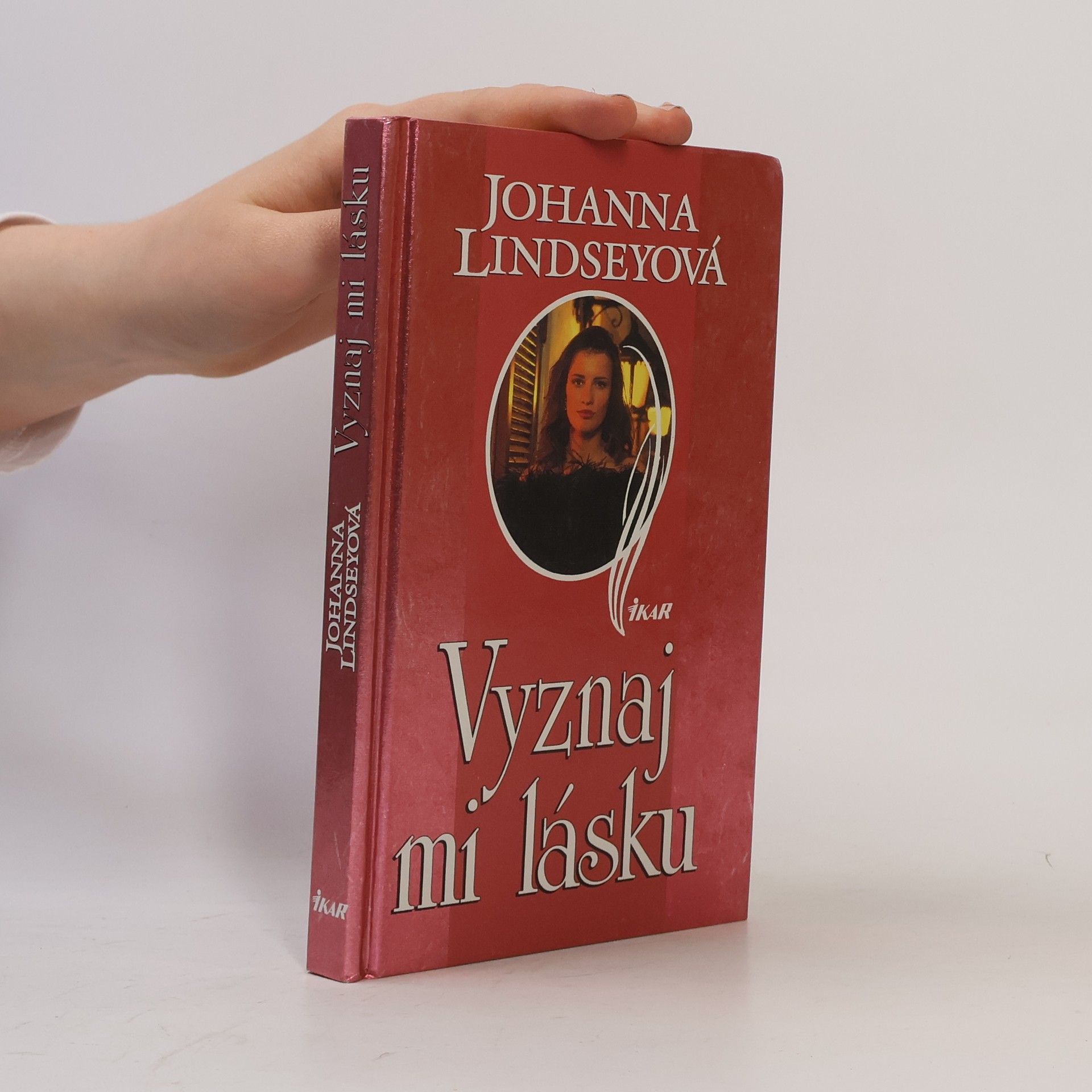 Johana Lindseyová Vyznaj mi lásku
