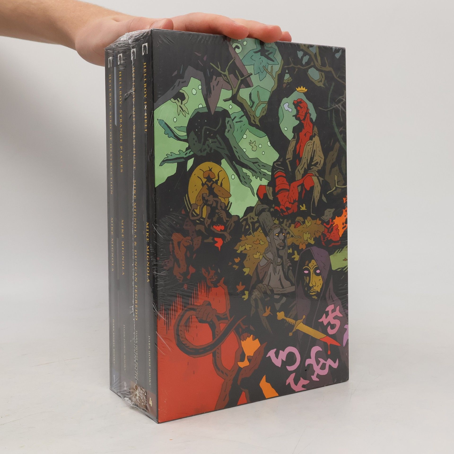 Mike Mignola Hellboy Omnibus 1-4