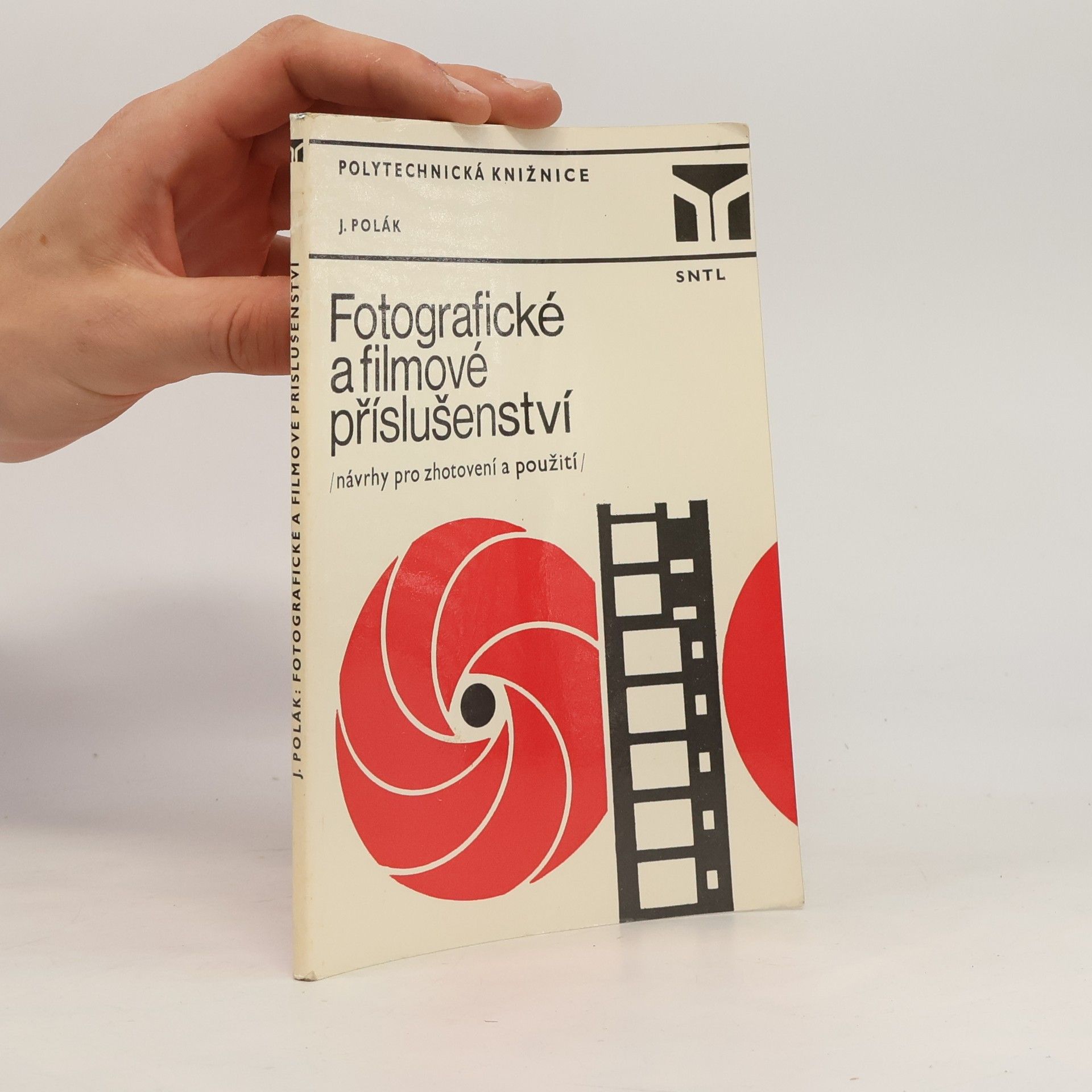 Josef Polák Fotografické a filmové příslušenství