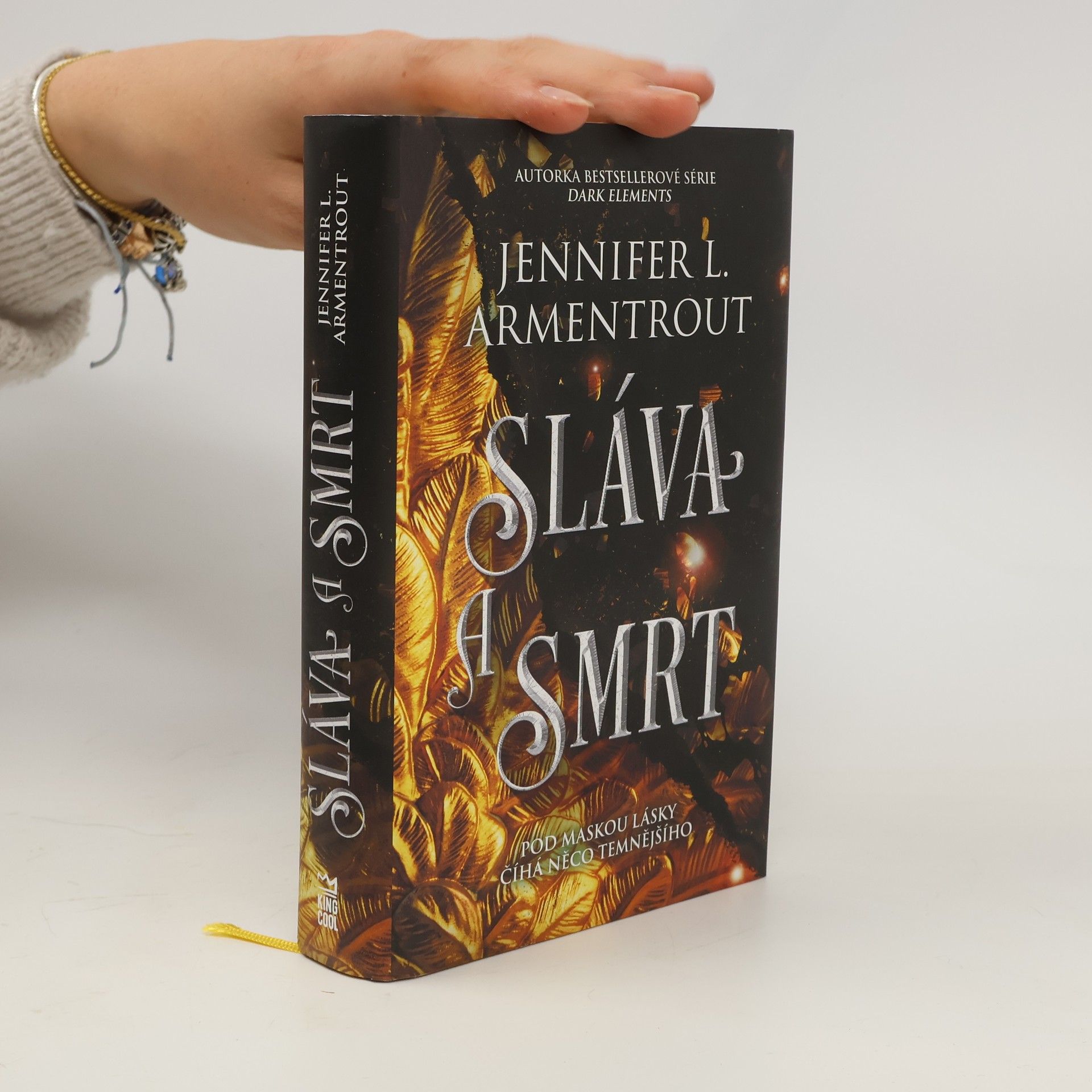 Jennifer L. Armentrout Sláva a smrt