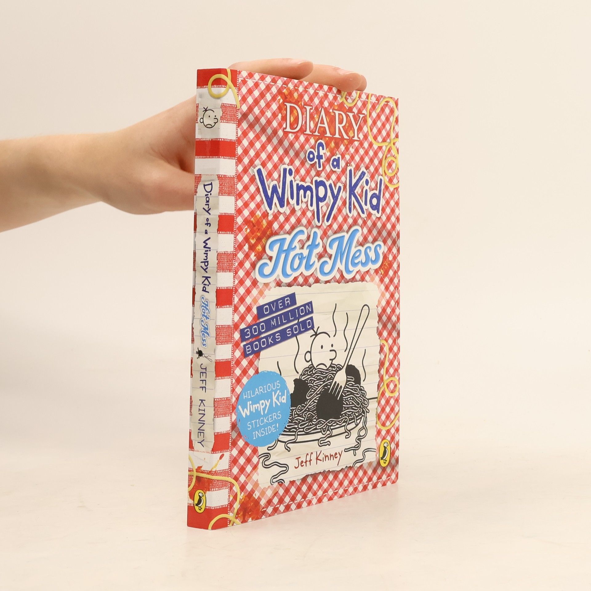 Diary of a Wimpy Kid 19: Hot Mess