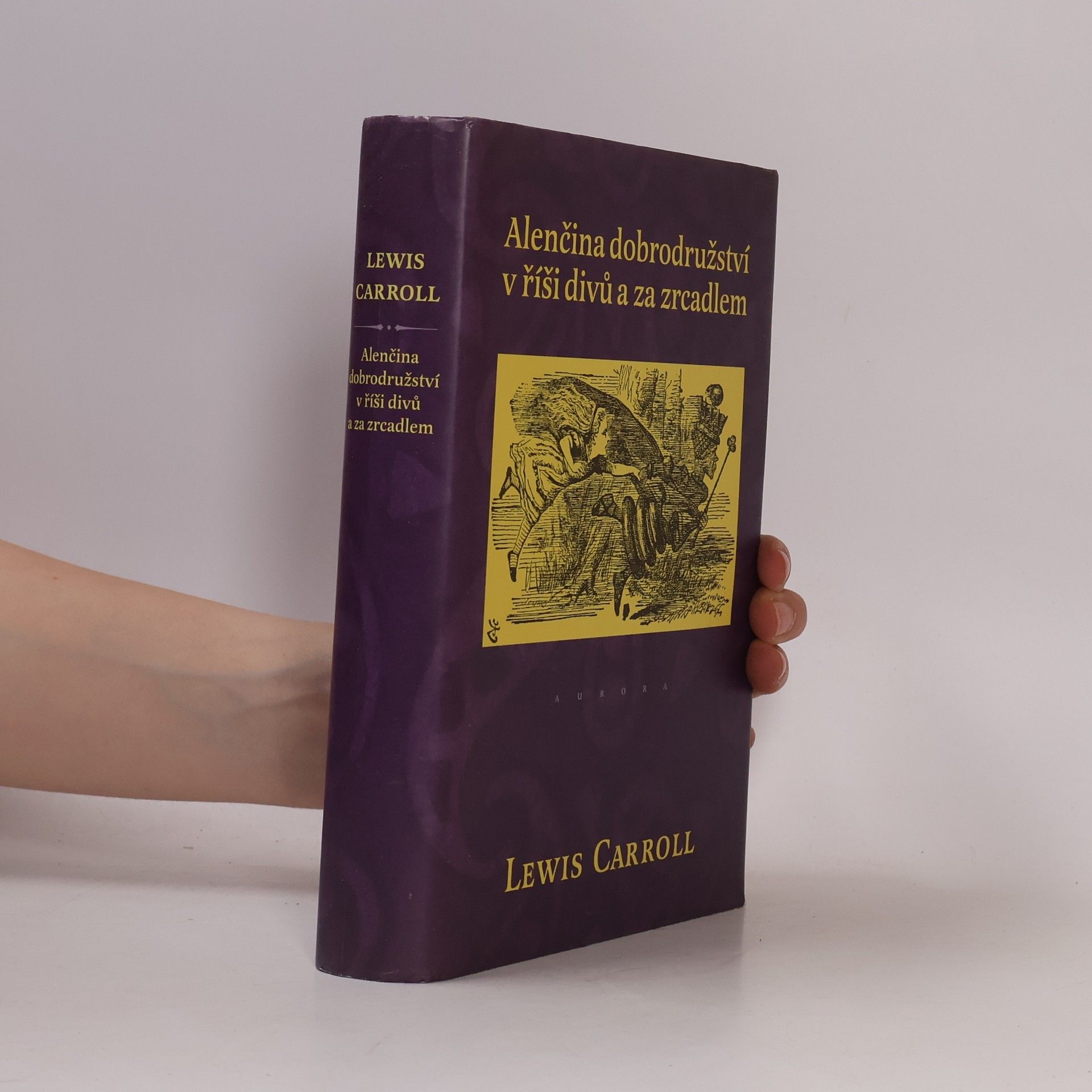 Lewis Carroll Alenčina dobrodružství v říši divů a za zrcadlem