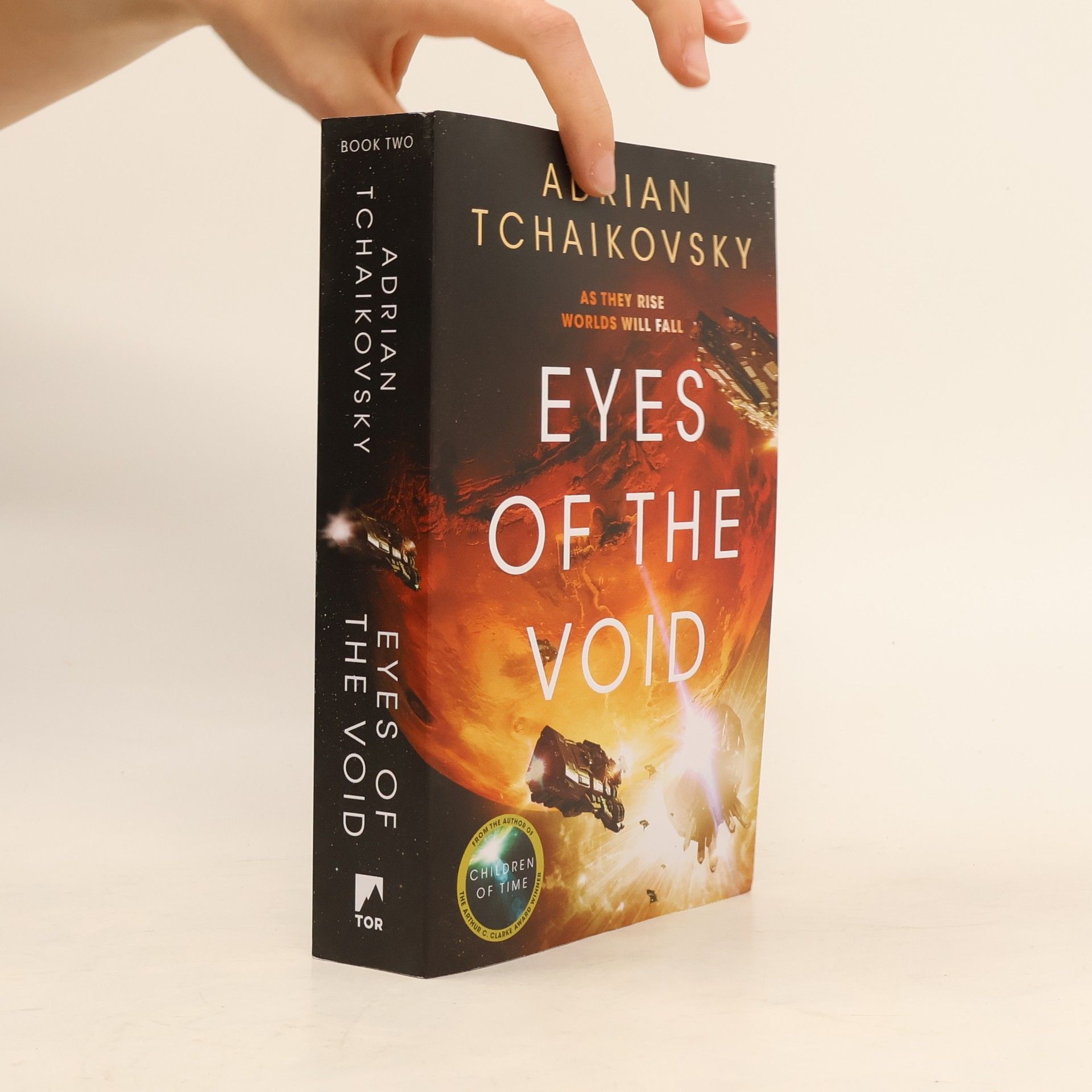 Adrian Tchaikovsky Eyes of the Void