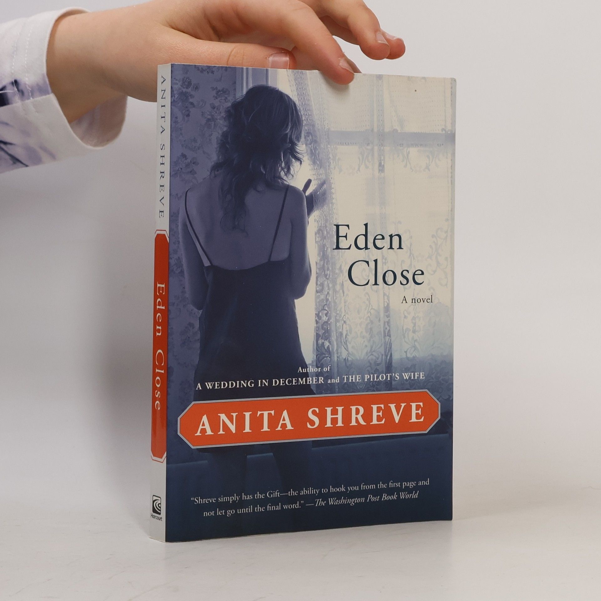 Anita Shreve Eden Close