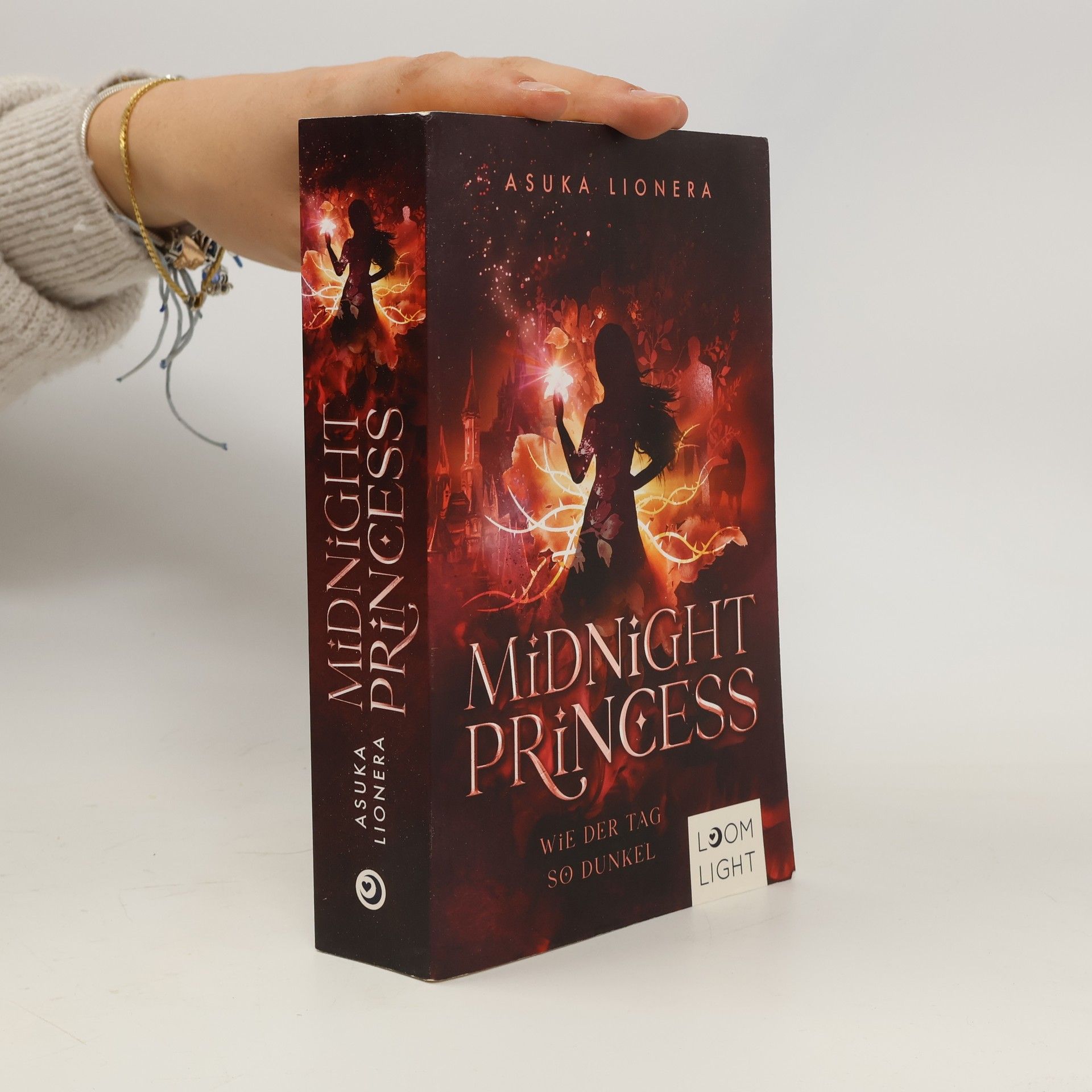 Asuka Lionera Midnight Princess 2: Wie der Tag so dunkel