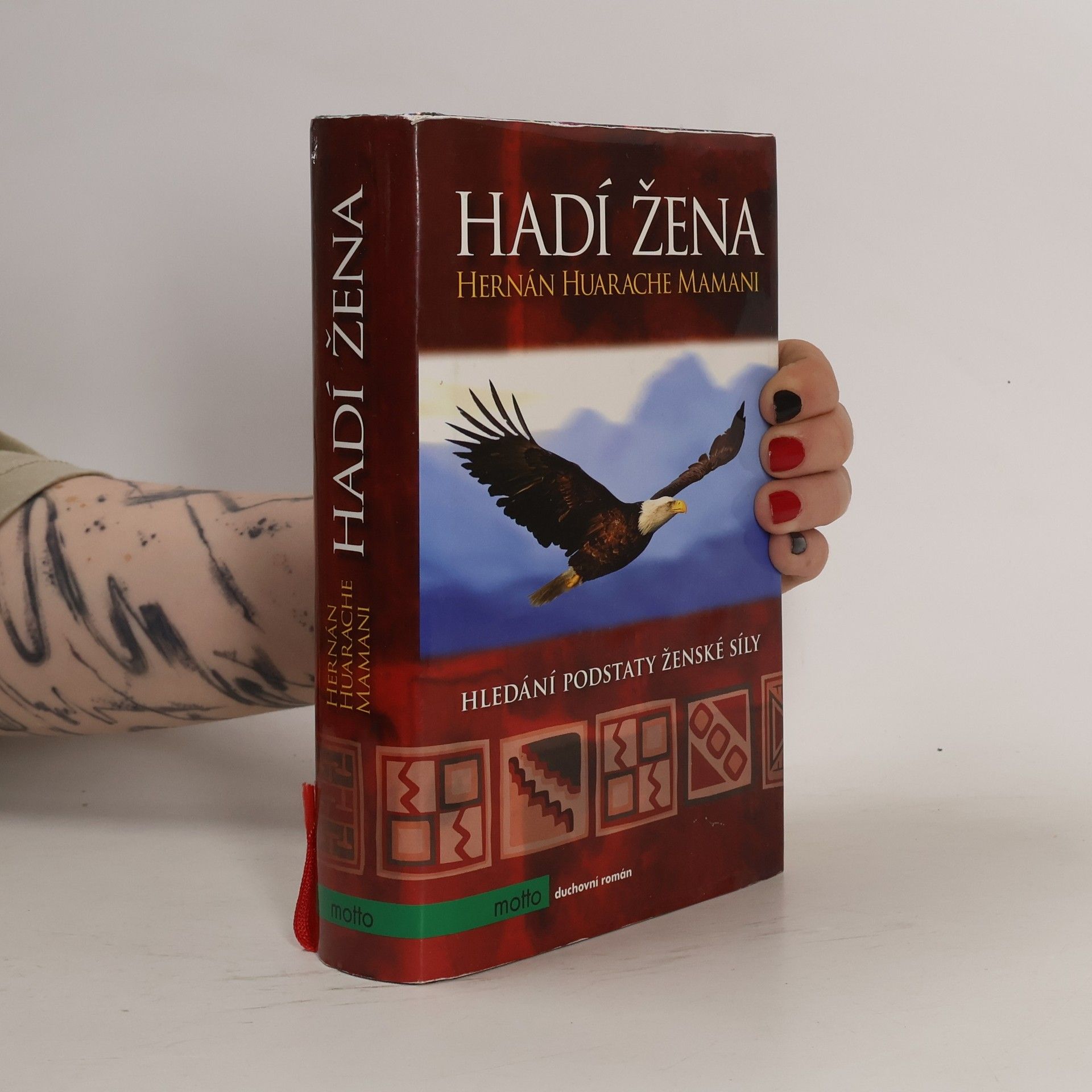 Hernán Huarache Mamani Hadí žena: Hledání podstaty ženské síly