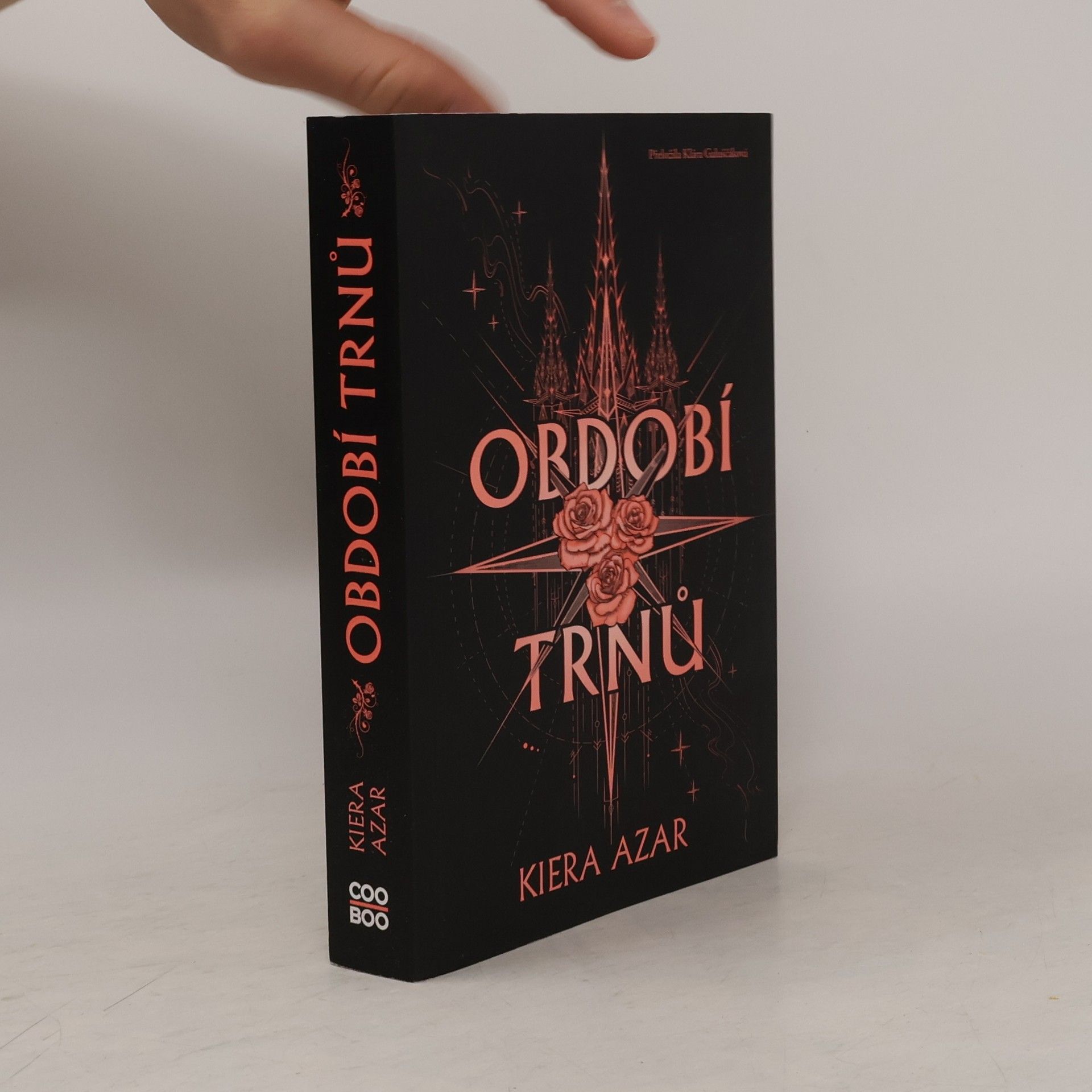 Kiera Azar Období trnů