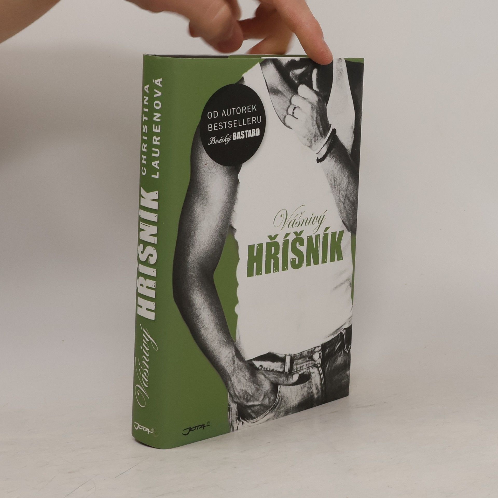 Christina Lauren Vášnivý hříšník