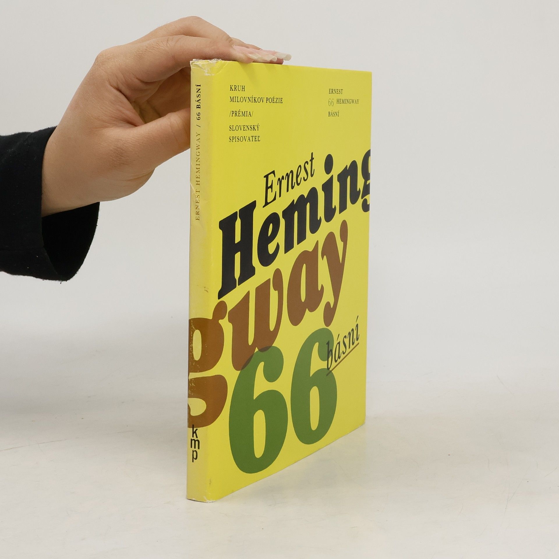 Ernest Hemingway 66 básní