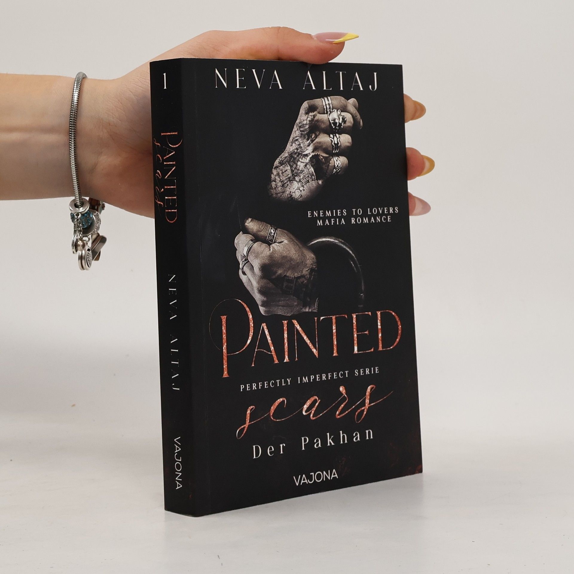 Neva Altaj Painted Scars - Der Pakhan / Perfectly Imperfect Bd.1