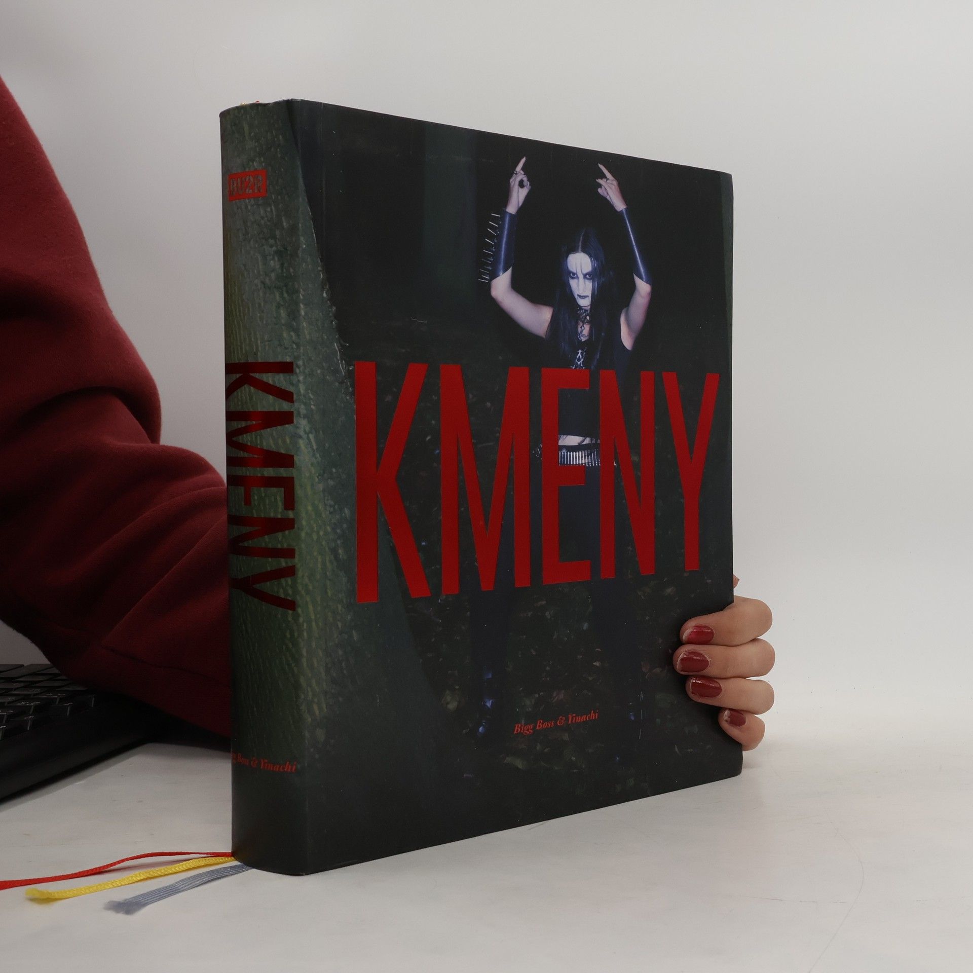 Tomáš Souček Kmeny. Současné městské subkultury