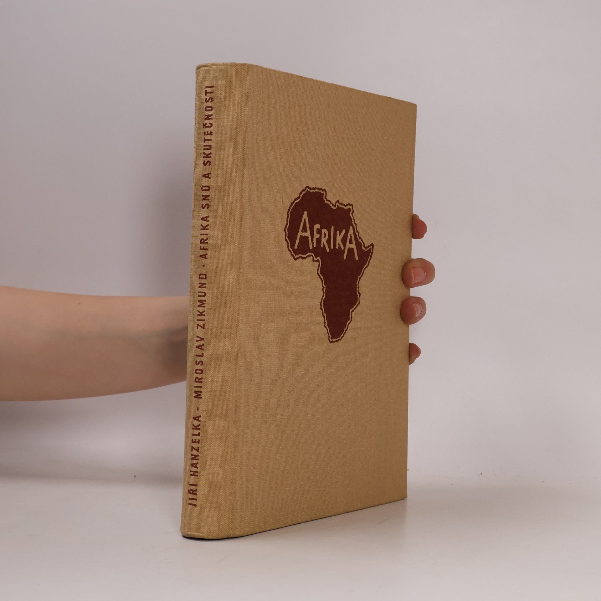 Jiří Hanzelka Afrika snů a skutečnosti