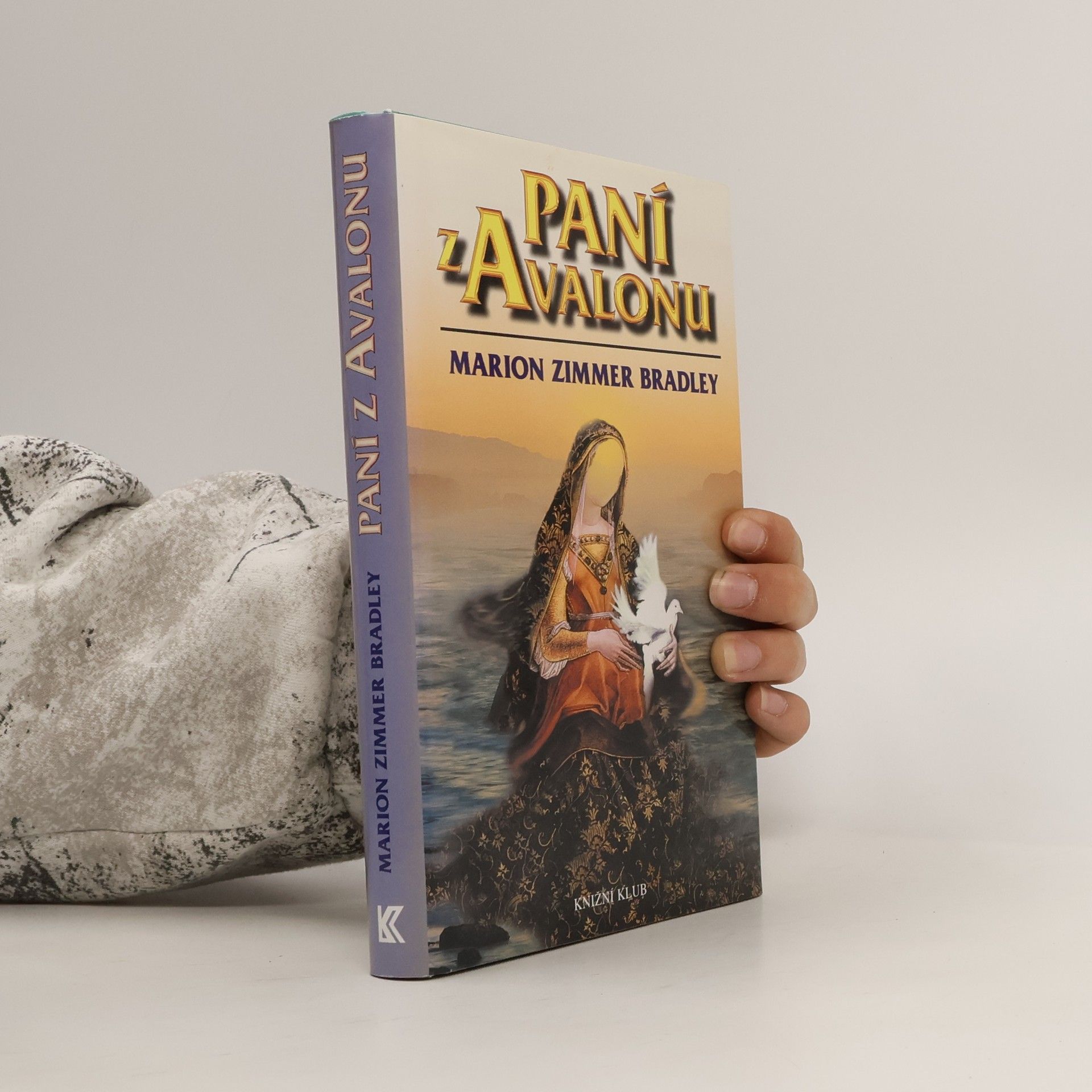 Marion Zimmer Bradley Paní z Avalonu