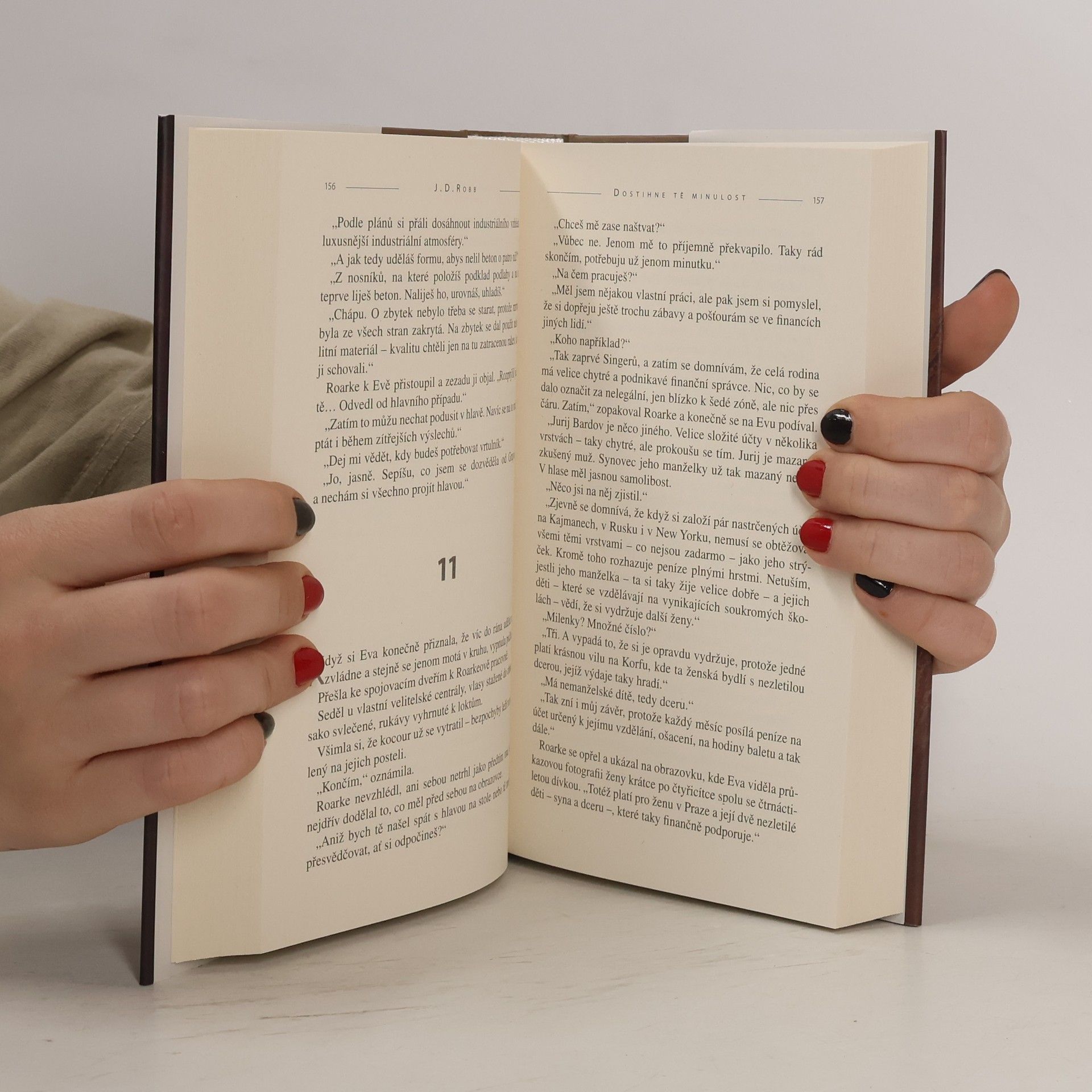 Nora Roberts Dostihne tě minulost