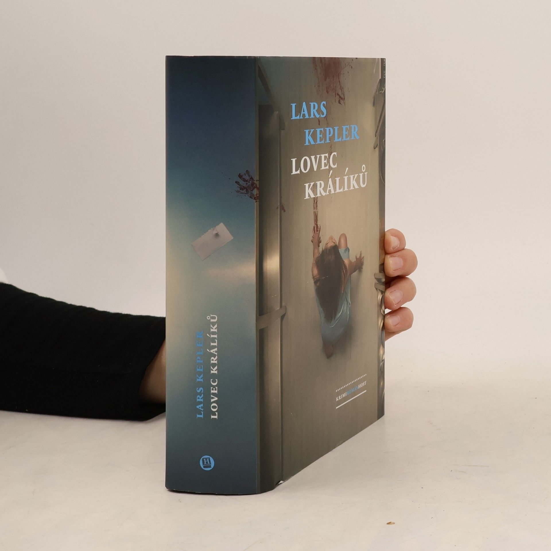 Lars Kepler Lovec králíků