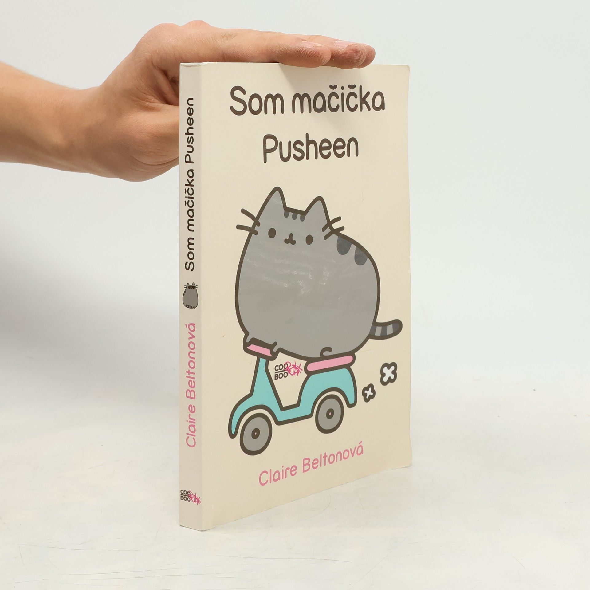 Claire Belton Som mačička Pusheen