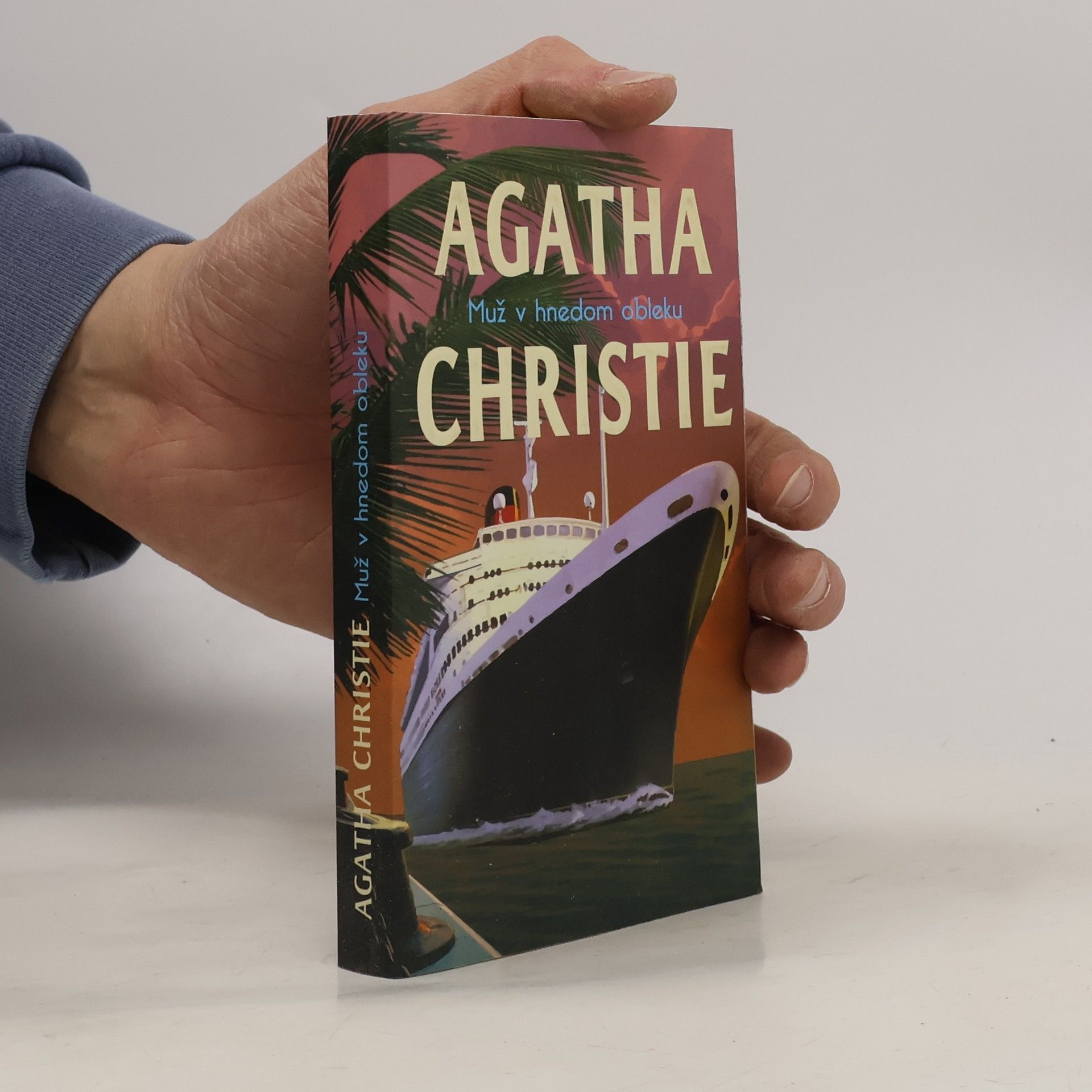 Agatha Christie Muž v hnedom obleku