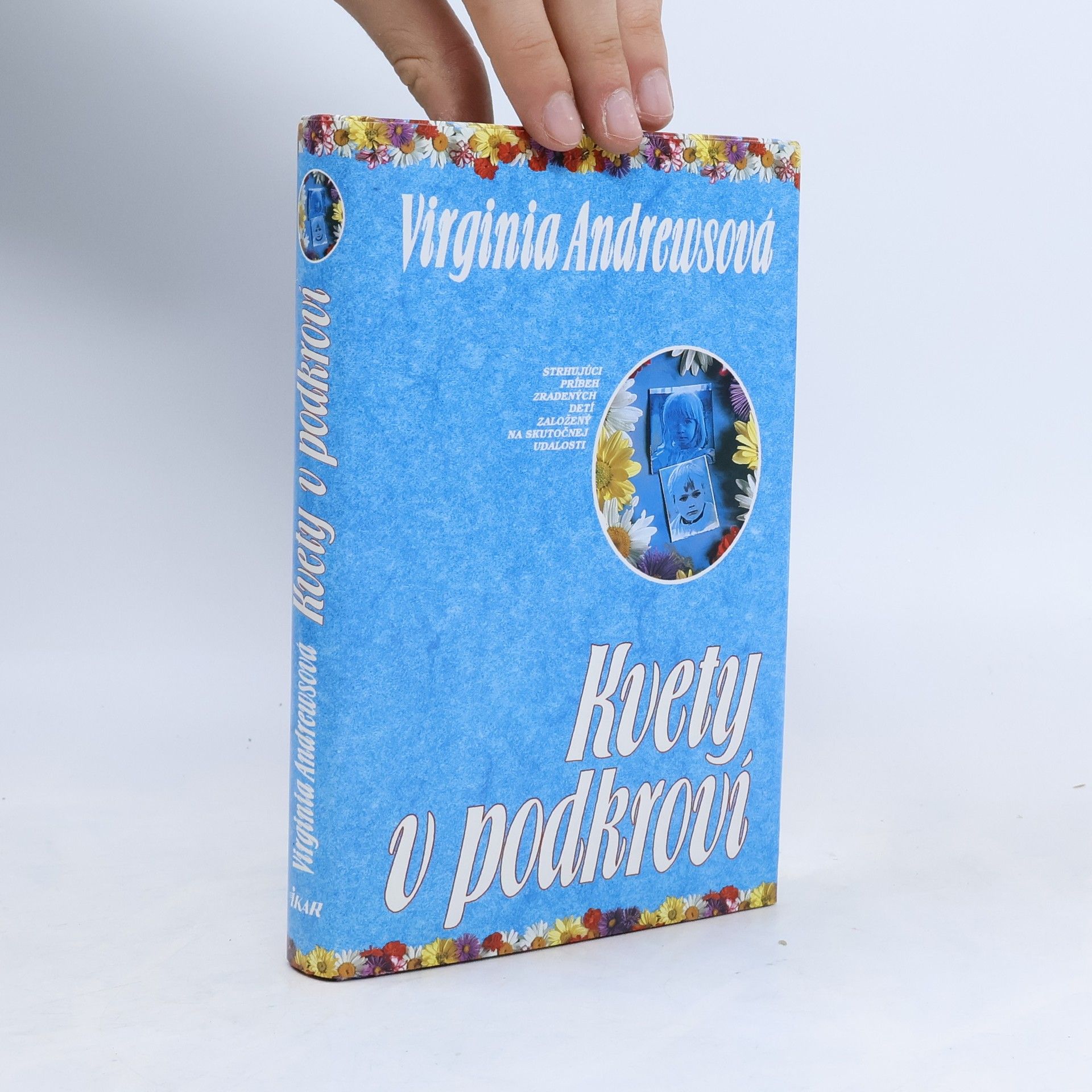 V. C. Andrews Kvety v podkroví