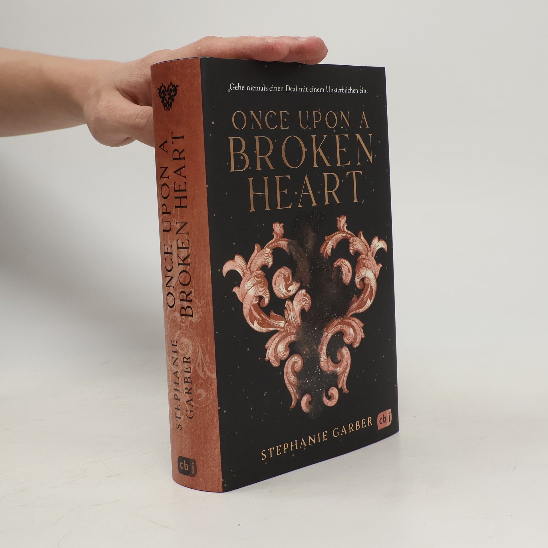 Stephanie Garber Once Upon a Broken Heart