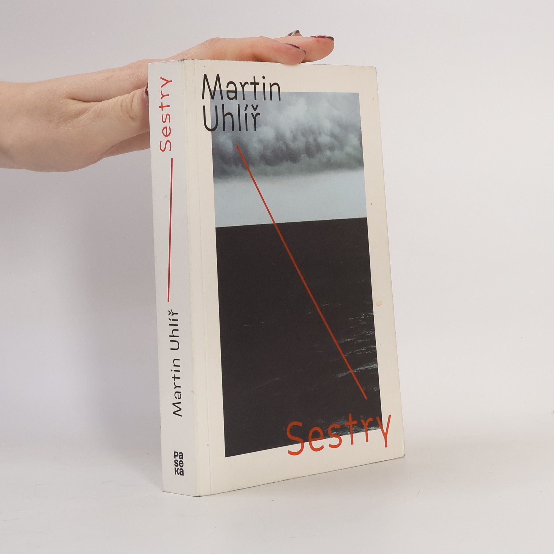 Martin Uhlíř Sestry
