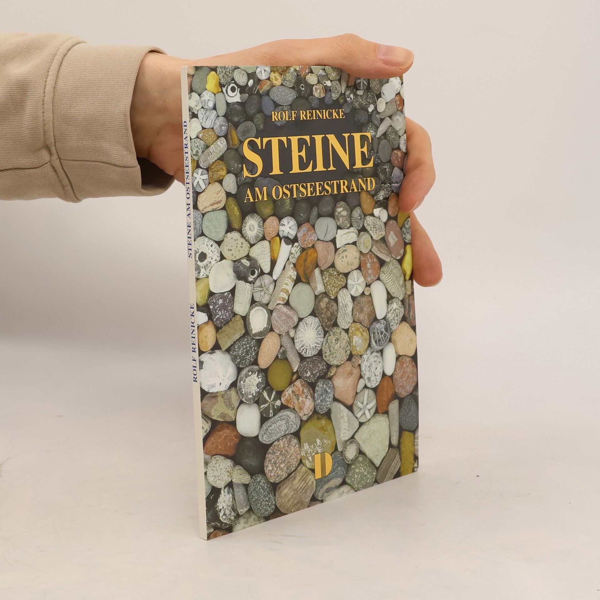 Rolf Reinicke Steine am Ostseestrand
