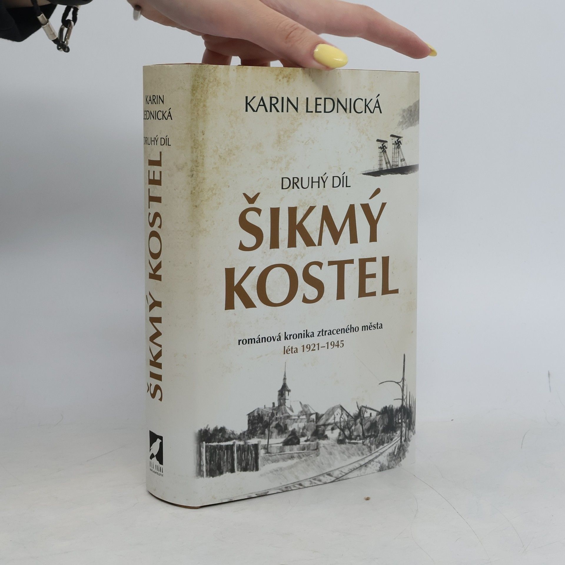 Karin Lednická Šikmý kostel 2