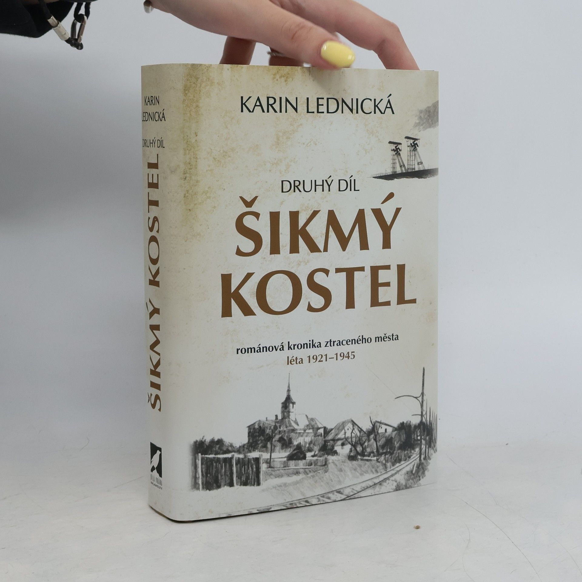 Karin Lednická Šikmý kostel 2