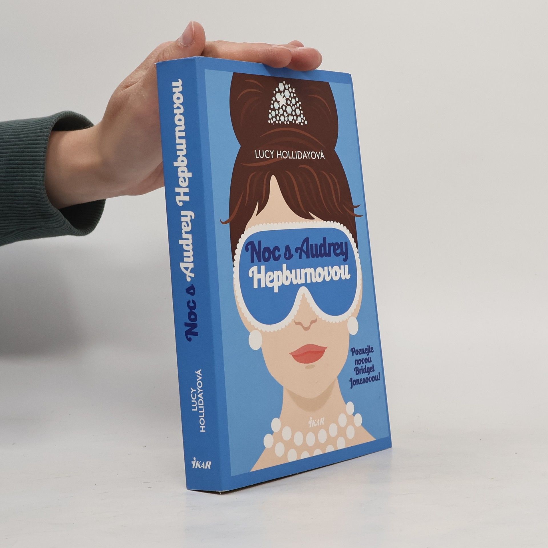 Lucy Holliday Noc s Audrey Hepburnovou: Poznejte novou Bridget Jonesovou!