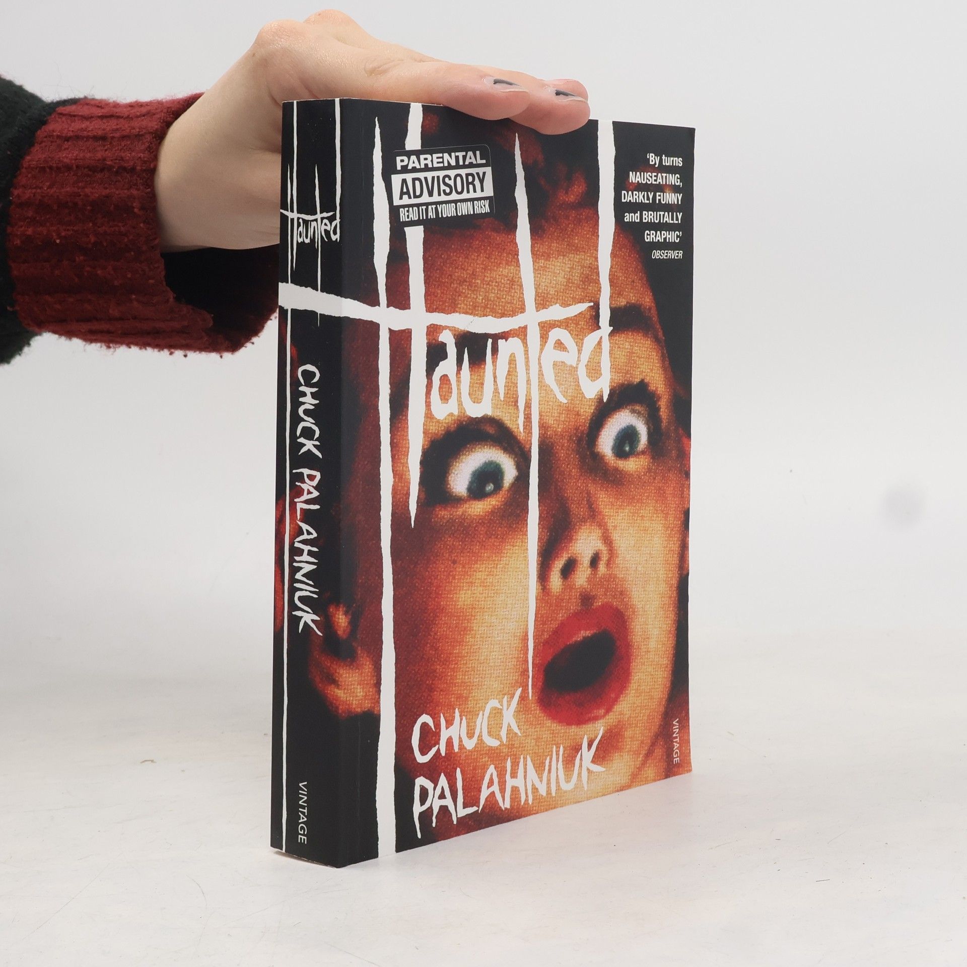 Chuck Palahniuk Haunted