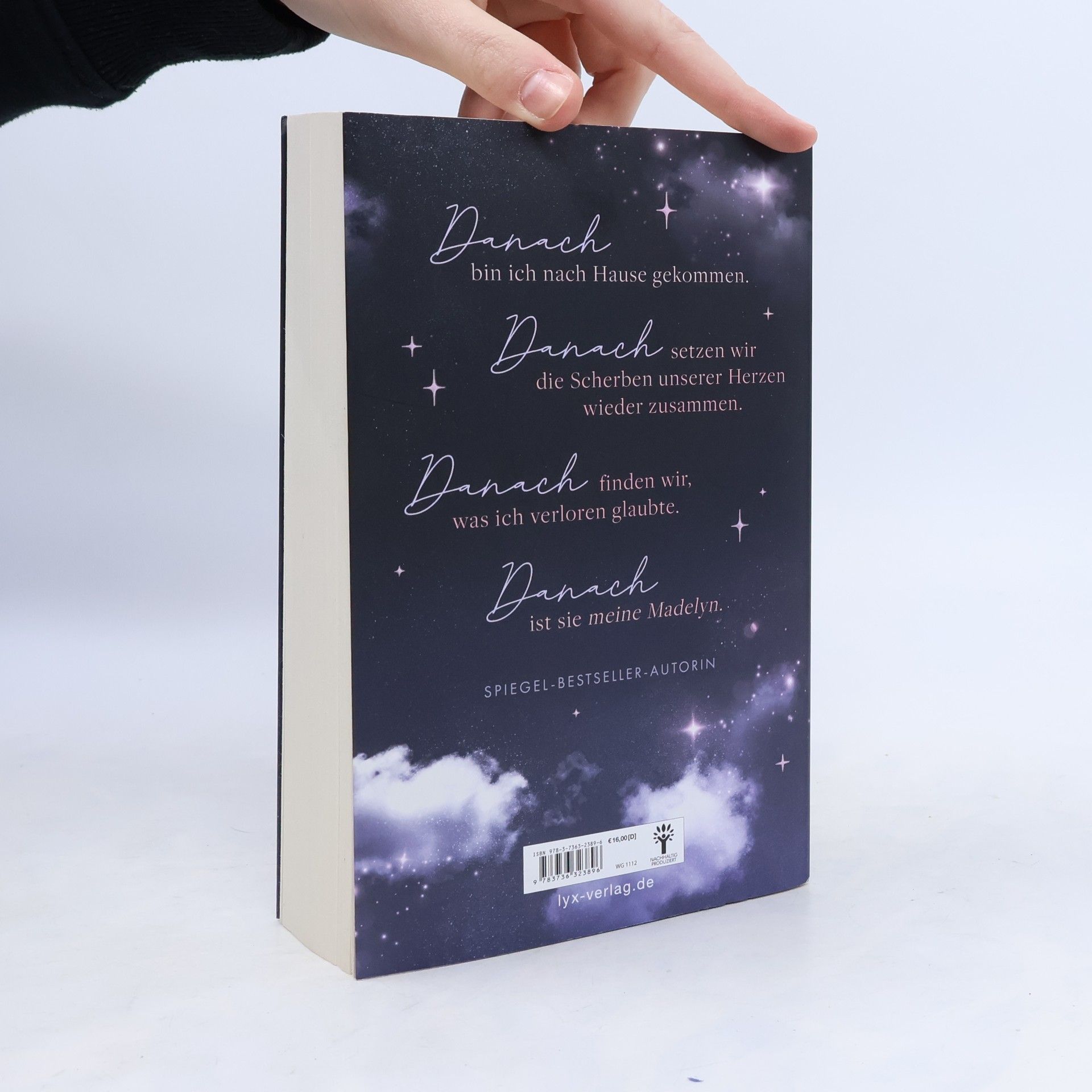 Anna Savas Beyond Shattered Moons
