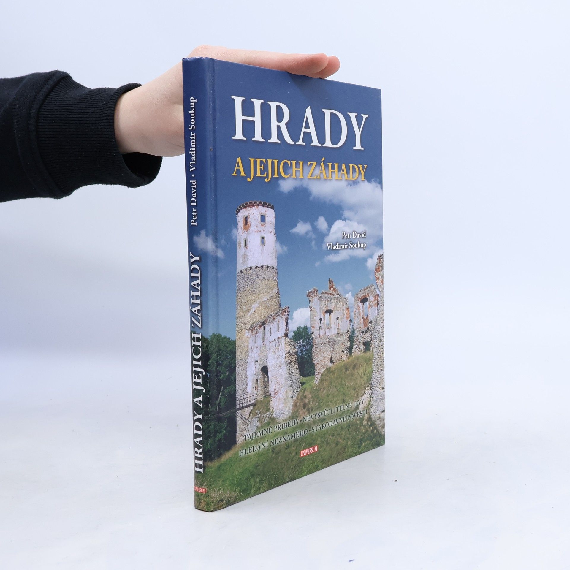 P. David Hrady a jejich záhady