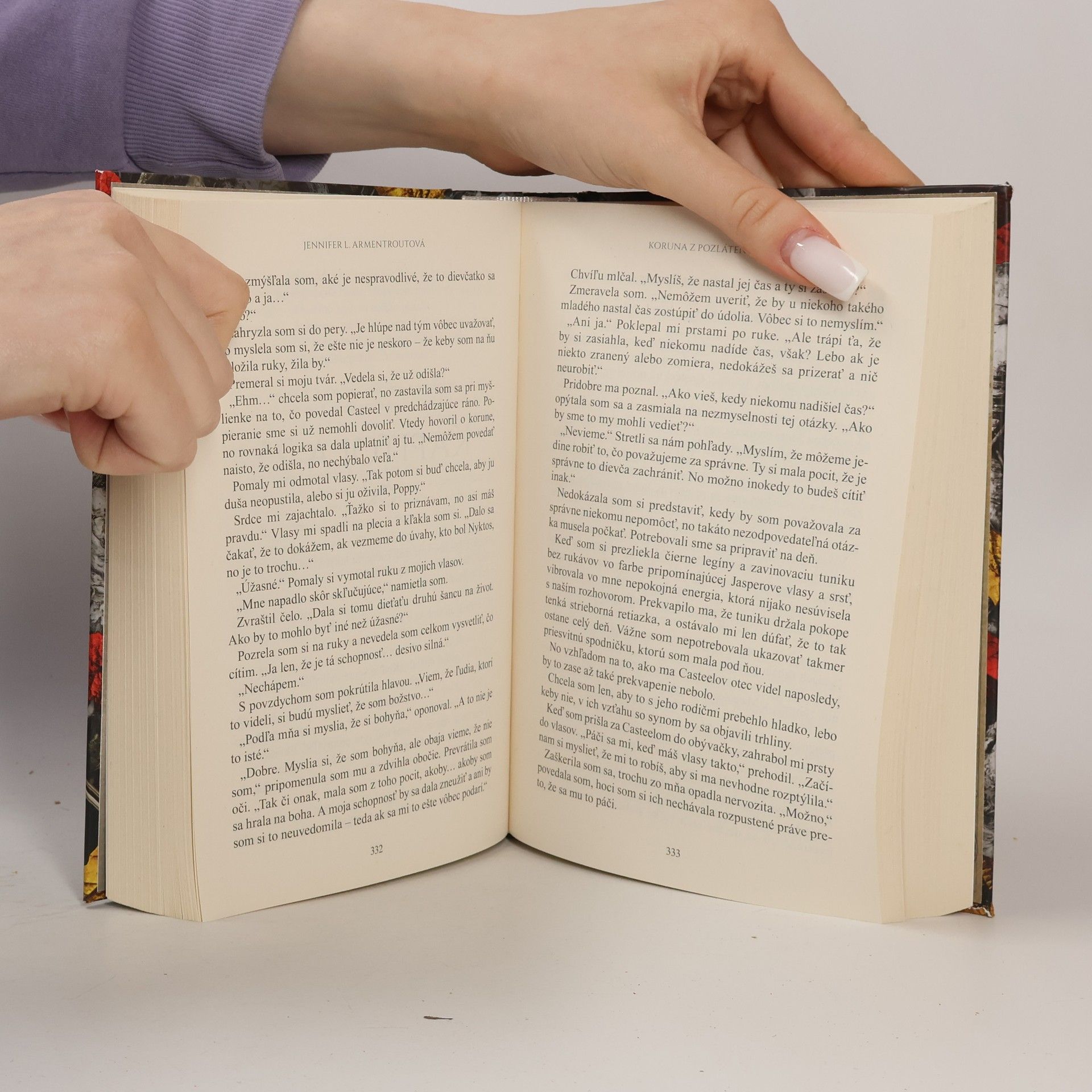 Jennifer Armentrout Koruna z pozlátených kostí