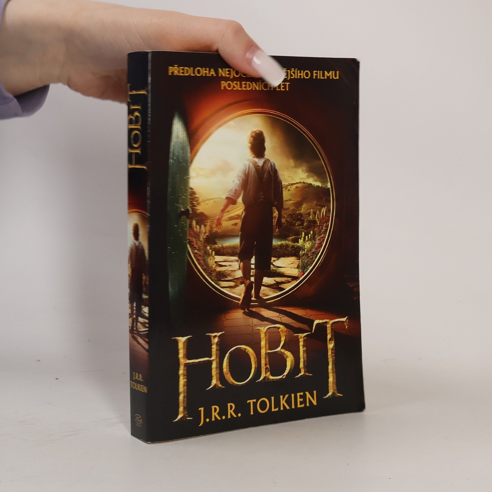 J. R. R. Tolkien Hobit, aneb, Cesta tam a zase zpátky