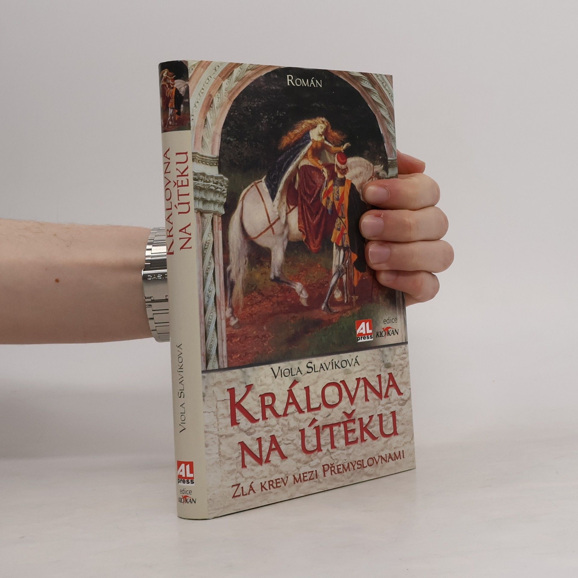 Viola Slavíková Královna na útěku
